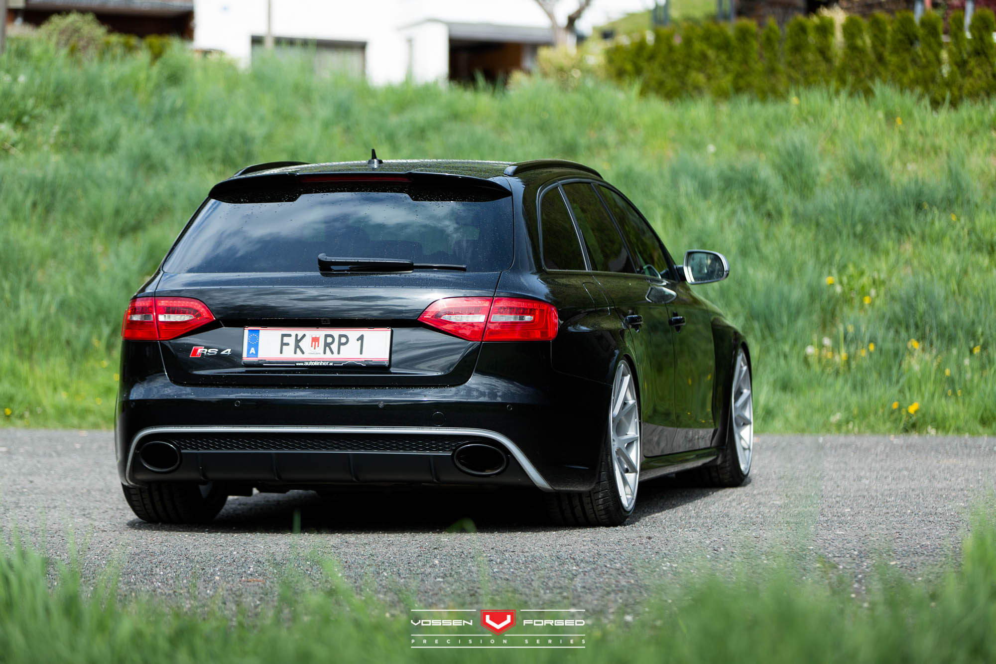 Black Audi RS4 with Aftermarket Rear Diffuser - Photo by Vossen