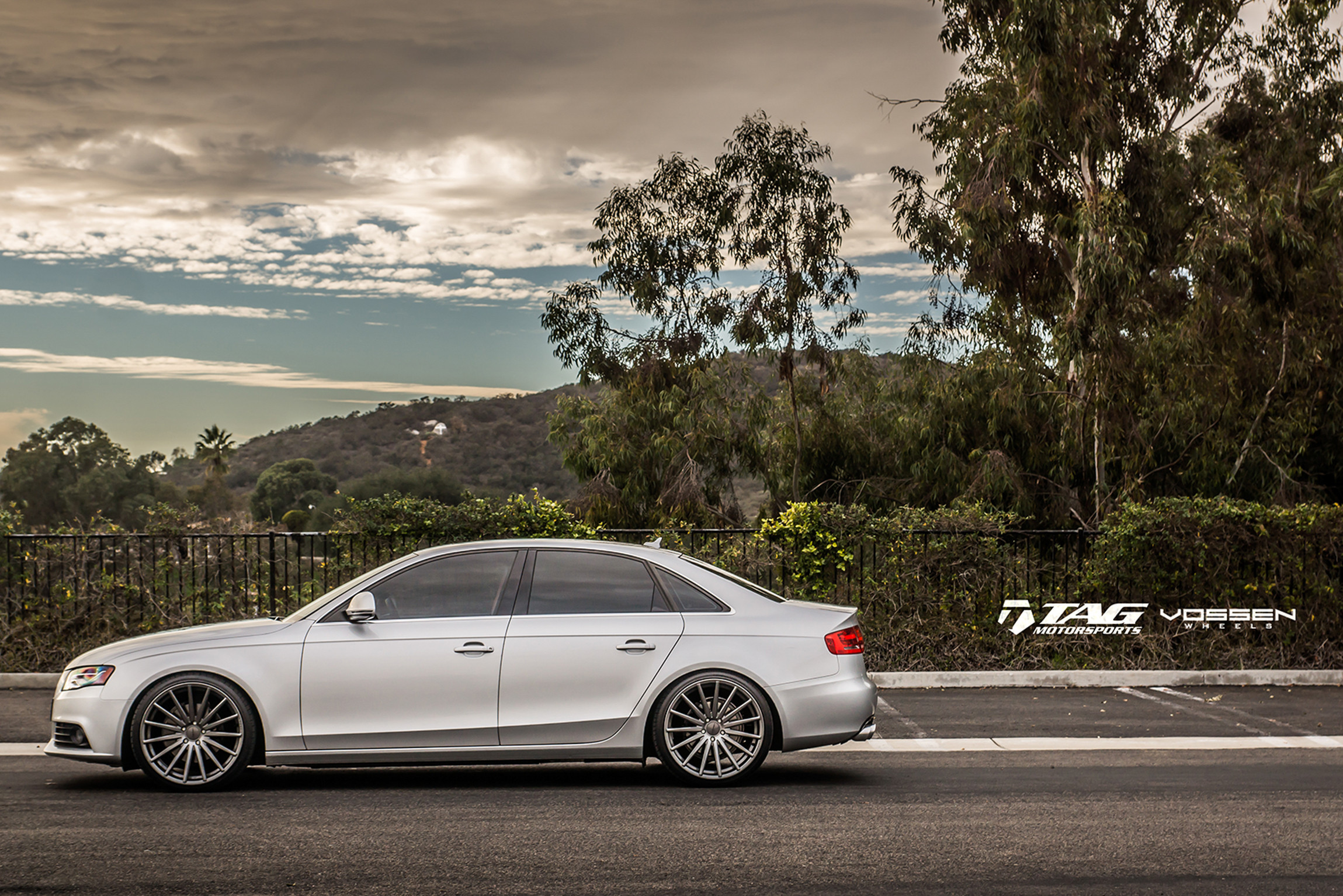 Audi RS4 with Custom Vossen Rims - Photo by Vossen