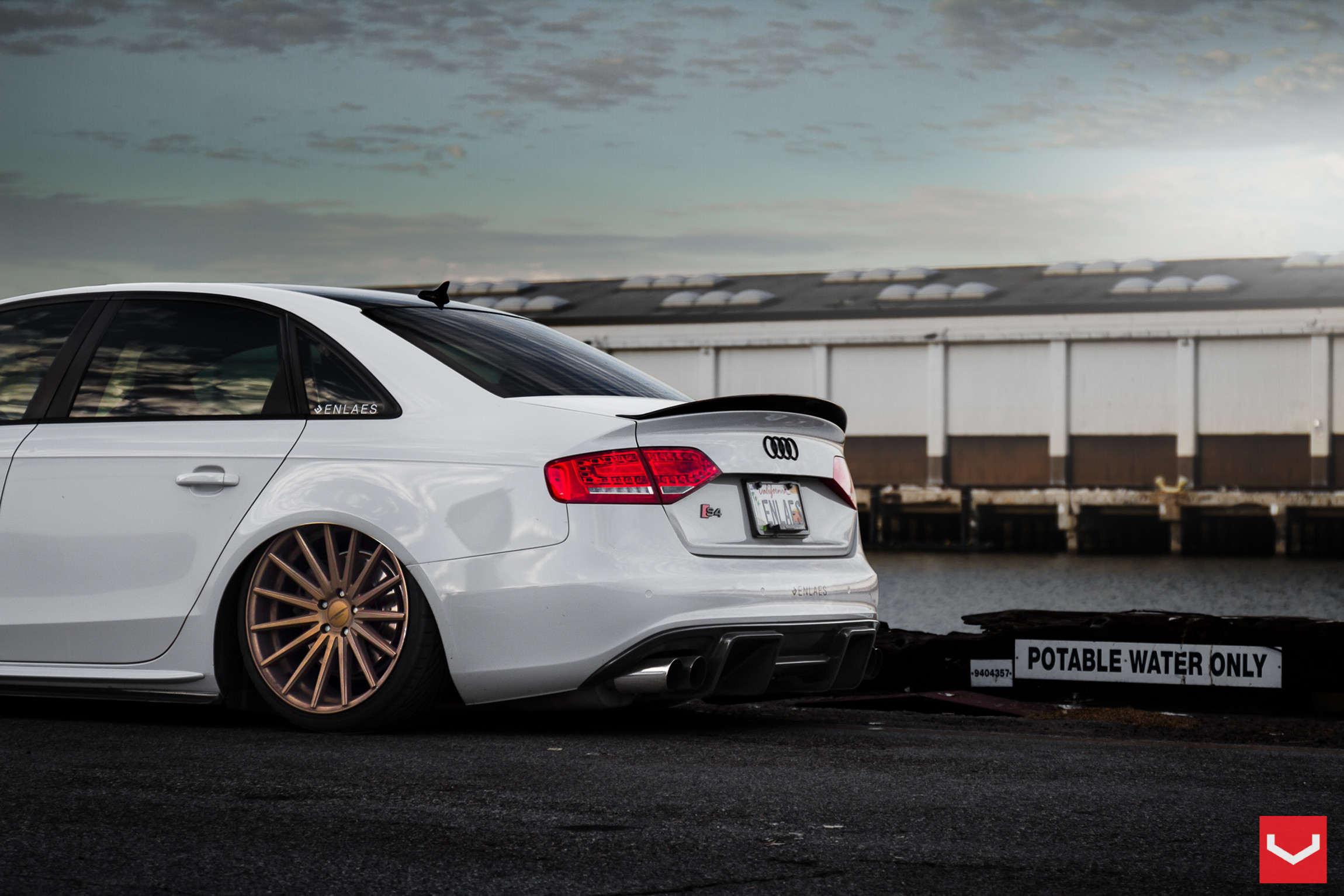 Audi RS4 with Enlaes Custom Rear Spoiler - Photo by Vossen