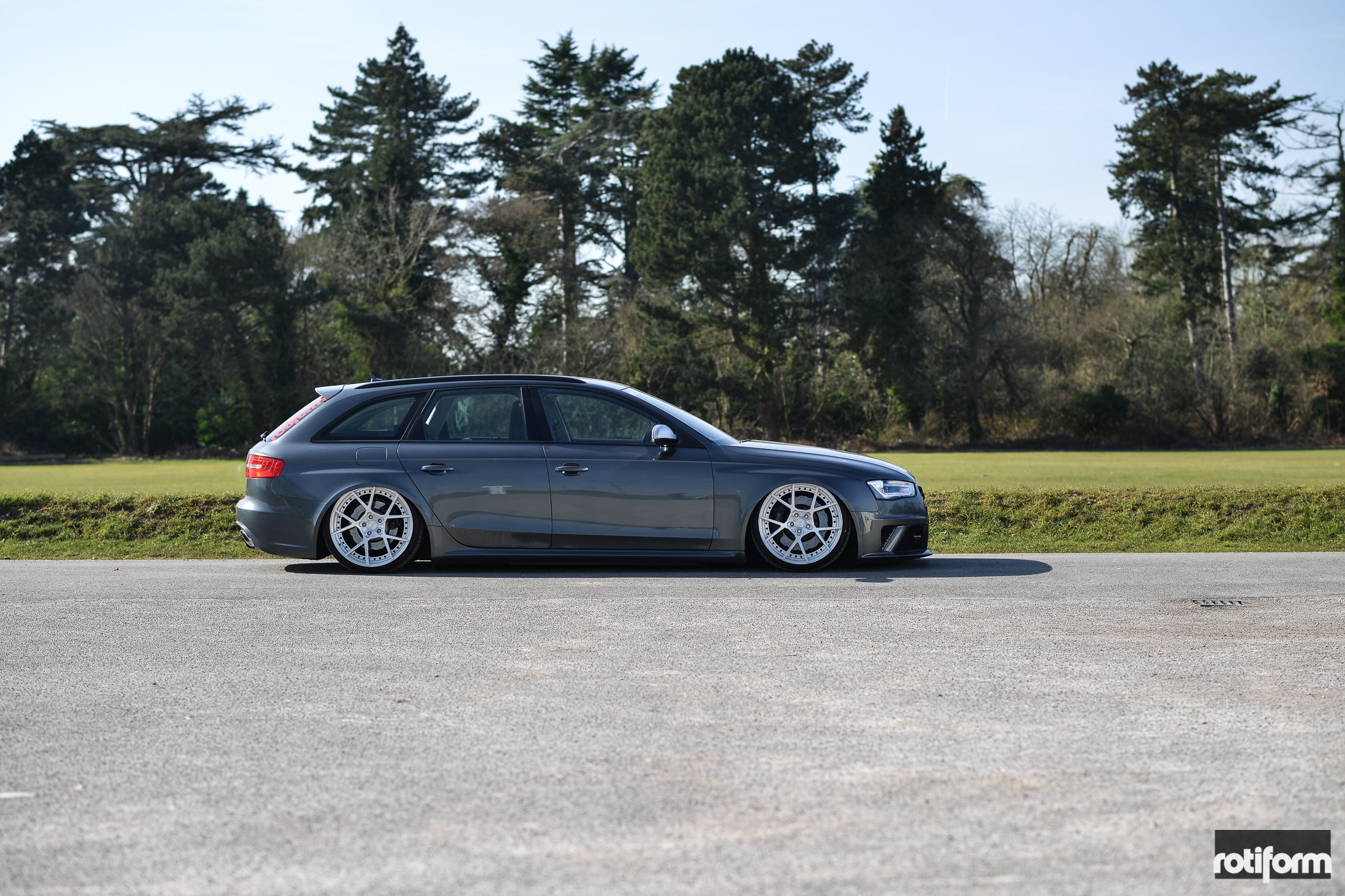 Aftermarket Crystal Clear Headlights on Gray Metallic Audi S4 - Photo by Rotiform