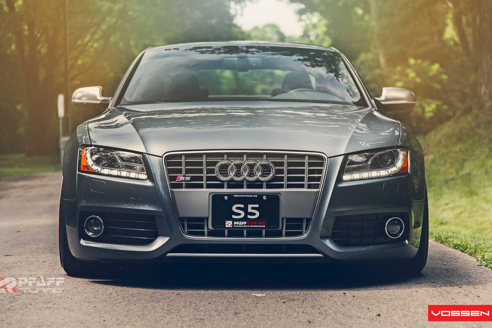 Aftermarket LED Headlights on Audi S5 - Photo by Vossen