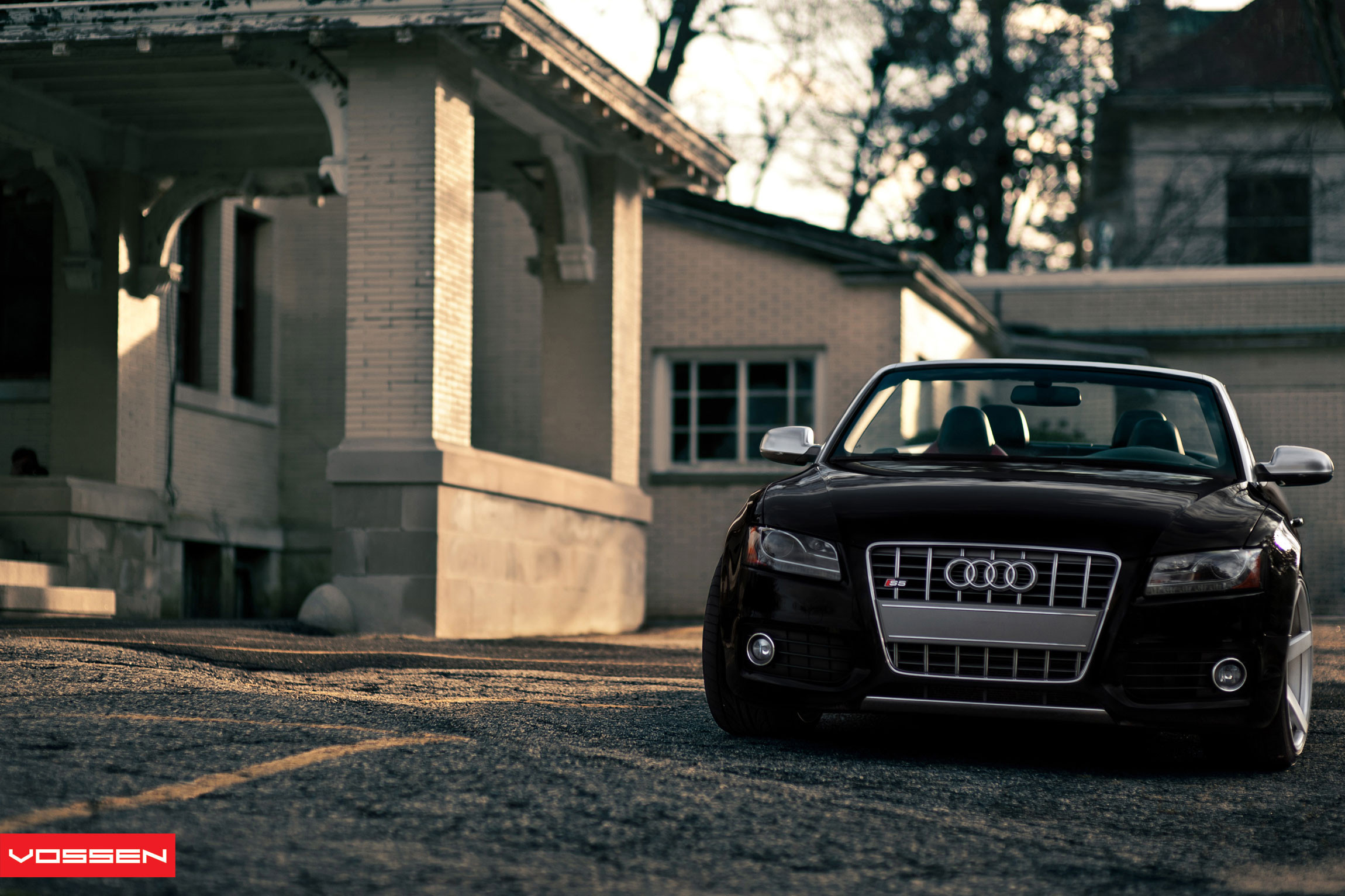 Chrome Grille on Black Convertible Audi S5 - Photo by Vossen