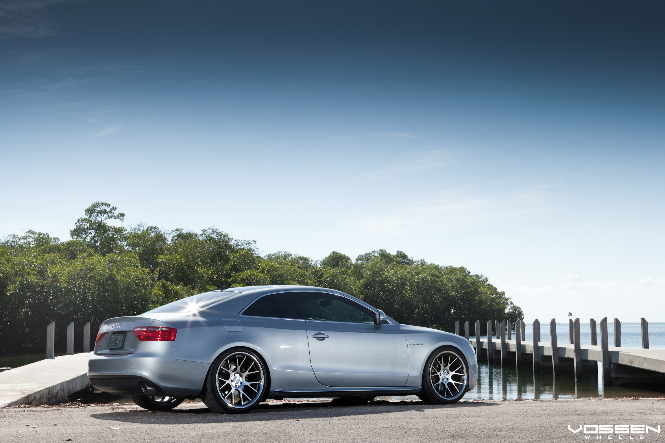 Rear Diffuser with Single Exhaust Tips on Silver Audi S5 - Photo by Vossen
