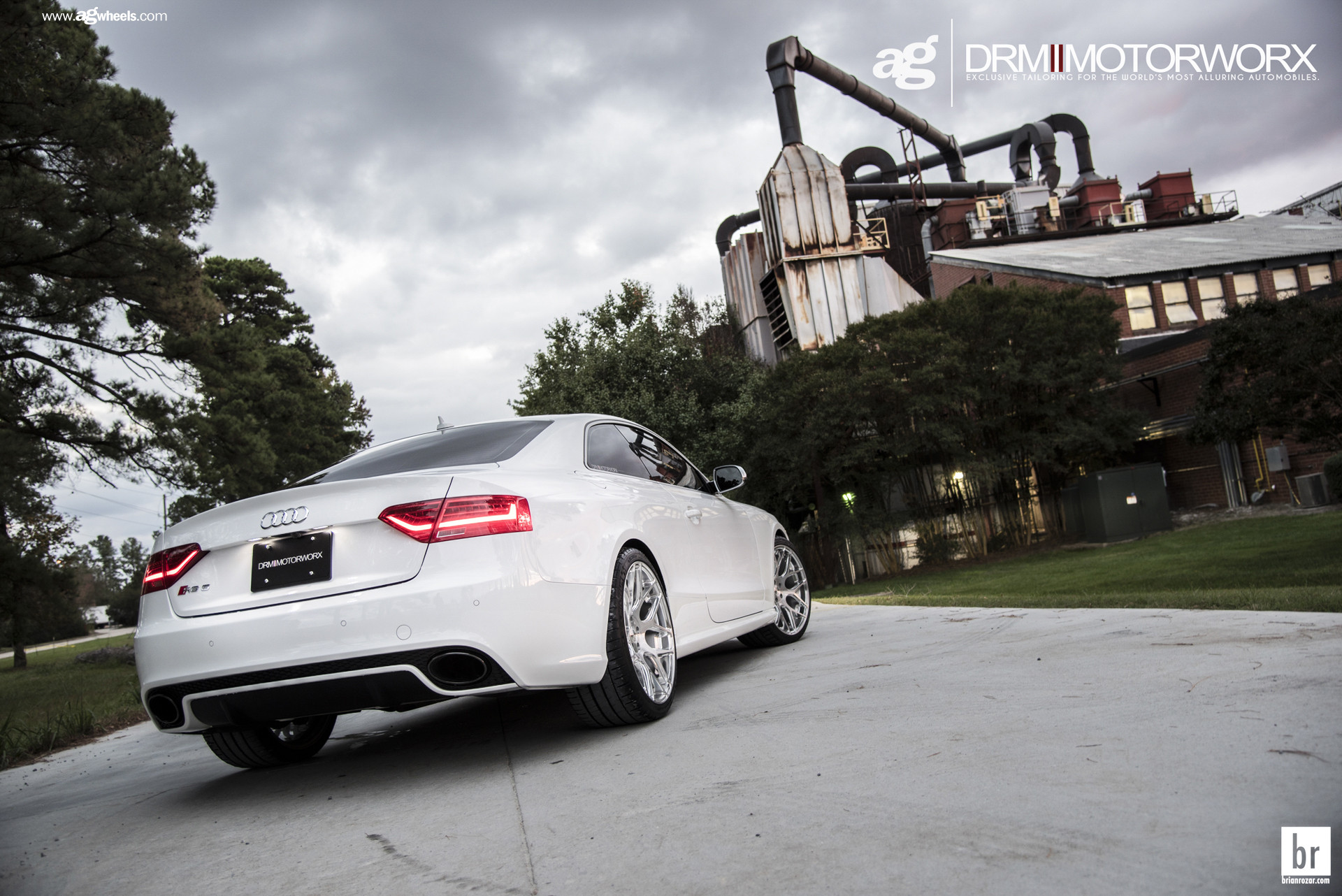 Red LED Taillights on White Audi S5 - Photo by Avant Garde Wheels