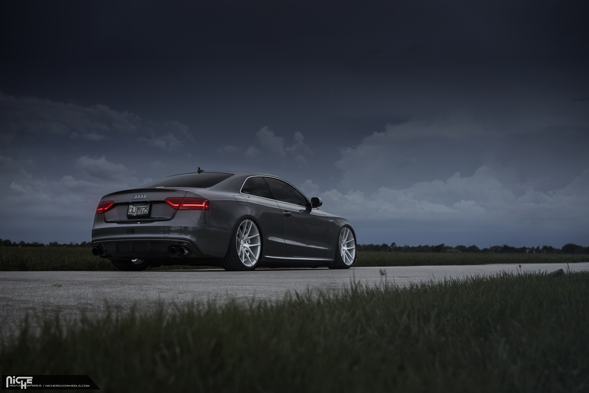 Audi S5 Coupe Red Led Taillights - Photo by Niche