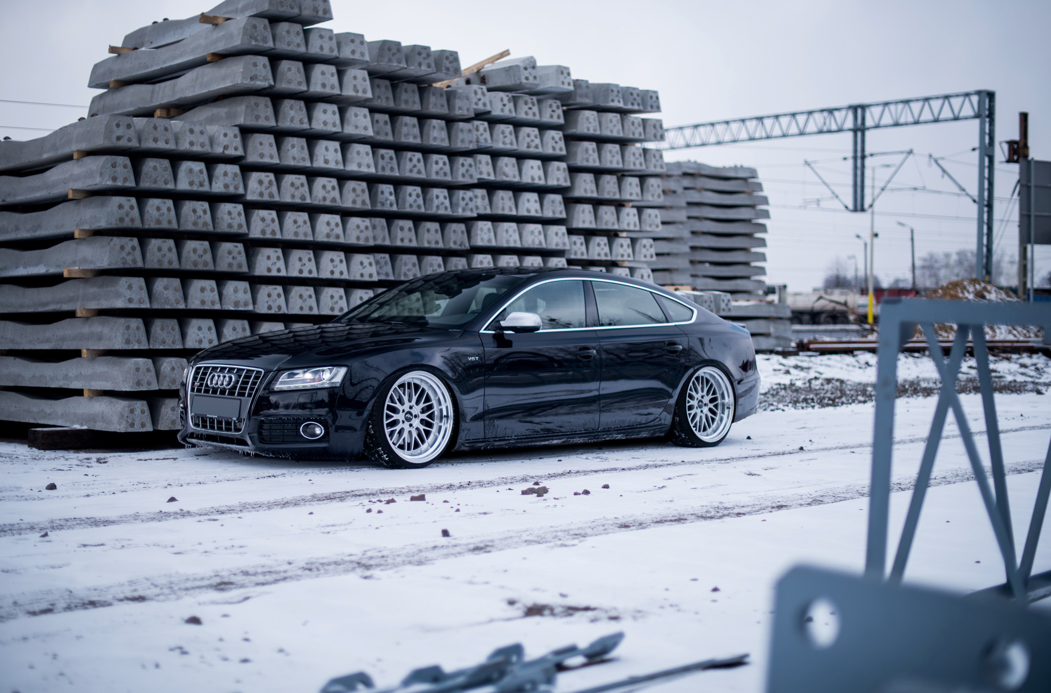 Black Audi S5 with Chrome JR Rims - Photo by JR Wheels