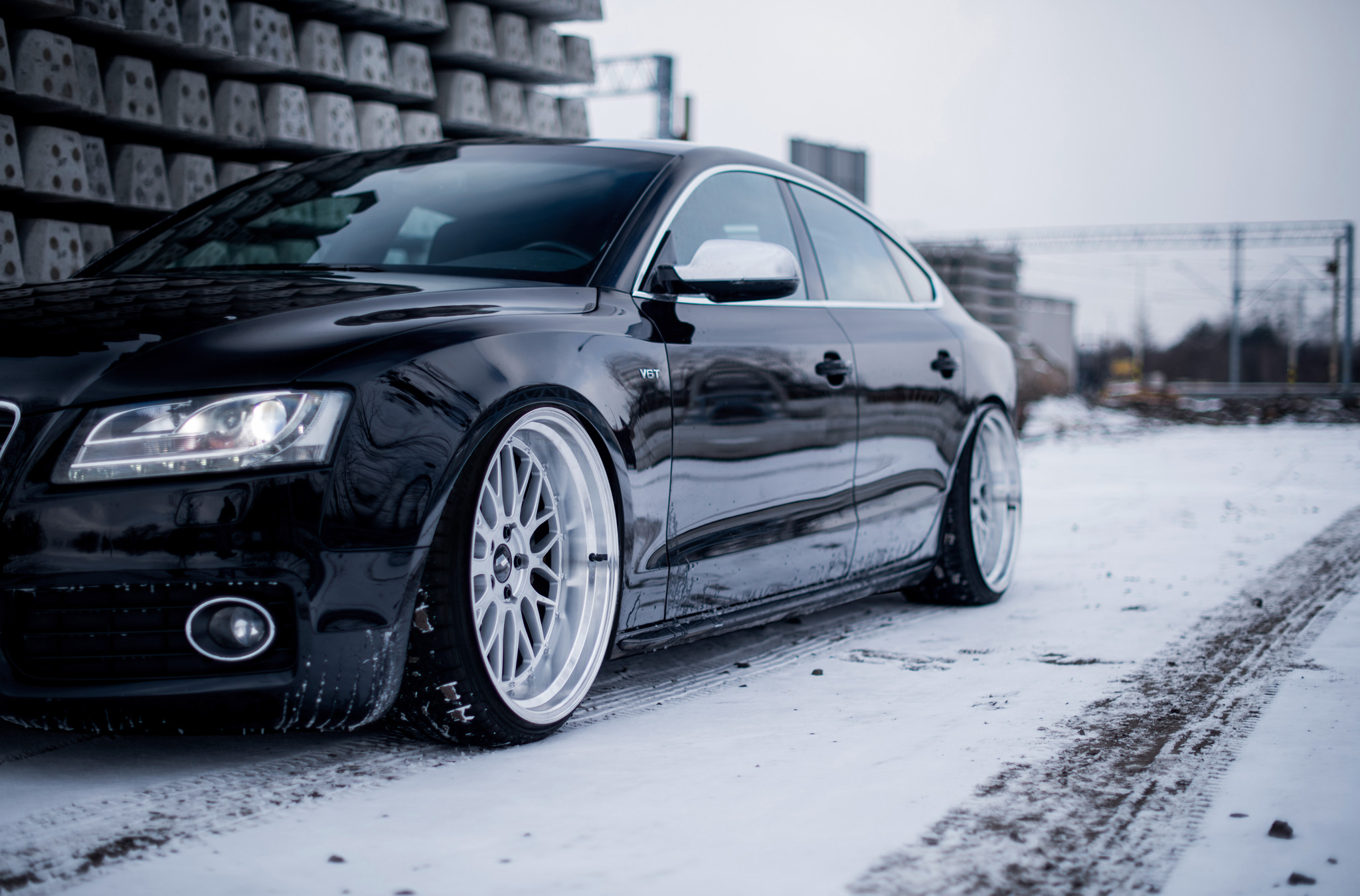 Custom JR Wheels on Black Audi S5 - Photo by JR Wheels