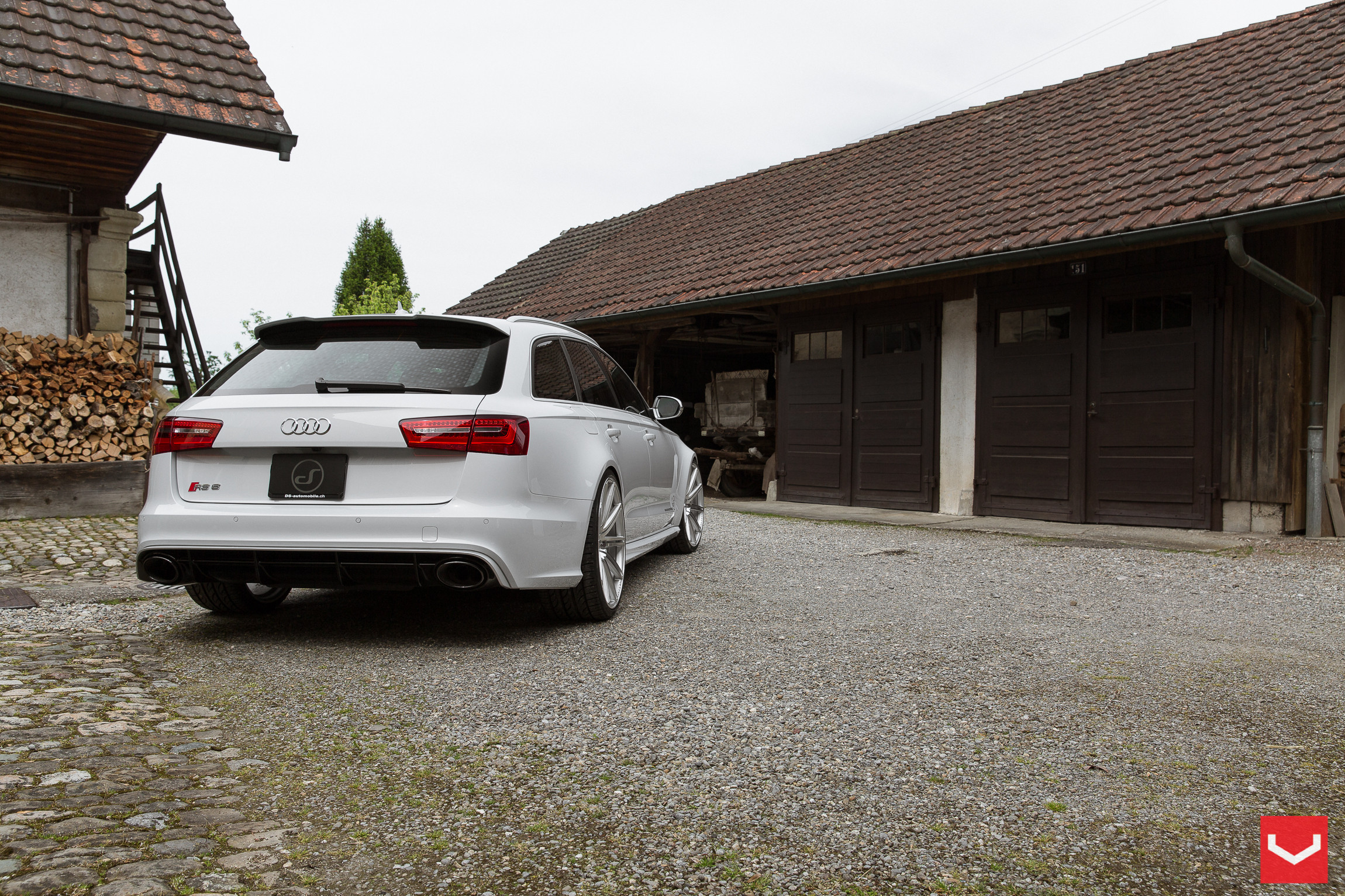 Aftermarket Headlights on White Audi S6 - Photo by Vossen