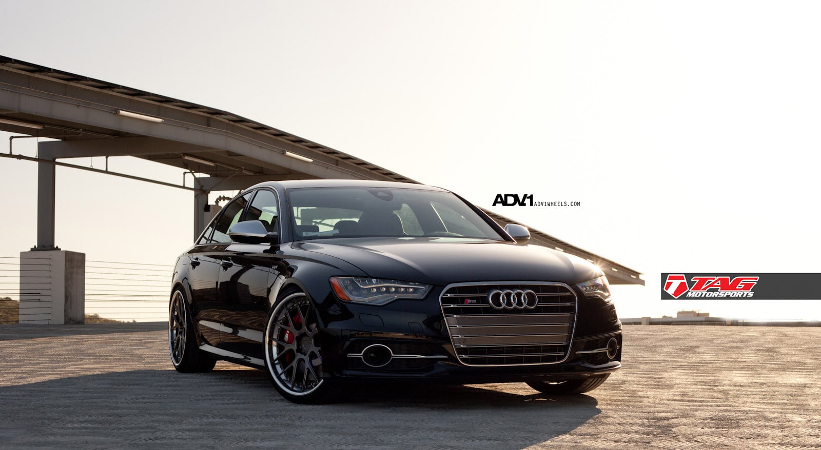 Chrome Grille on Gloss Black Audi S6 - Photo by ADV.1