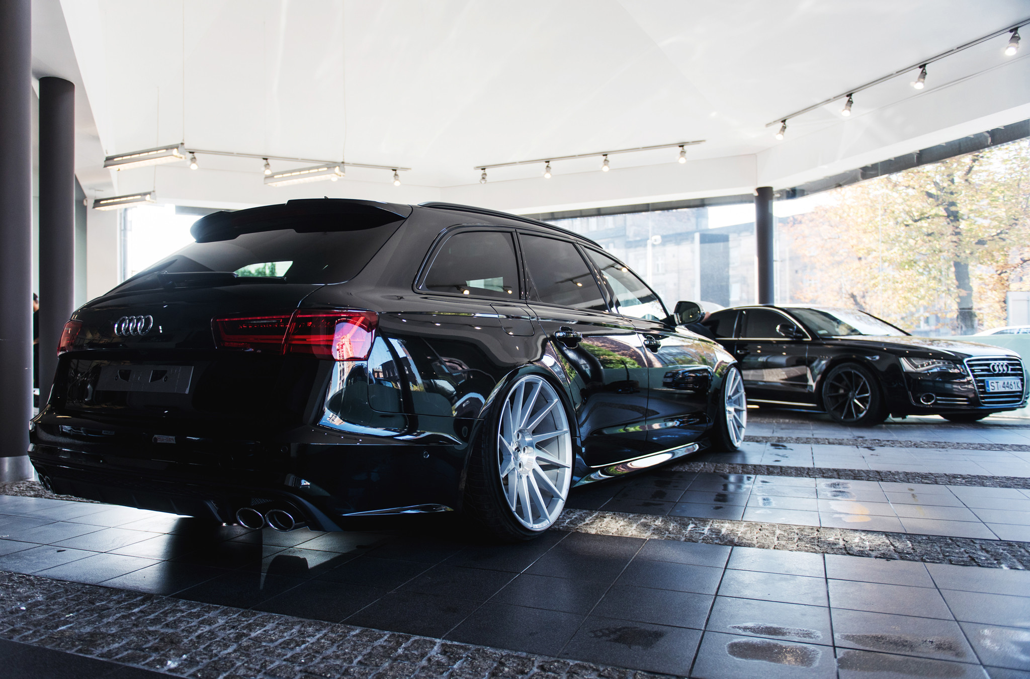 Aftermarket Rear Diffuser on Black Audi S6 - Photo by JR Wheels