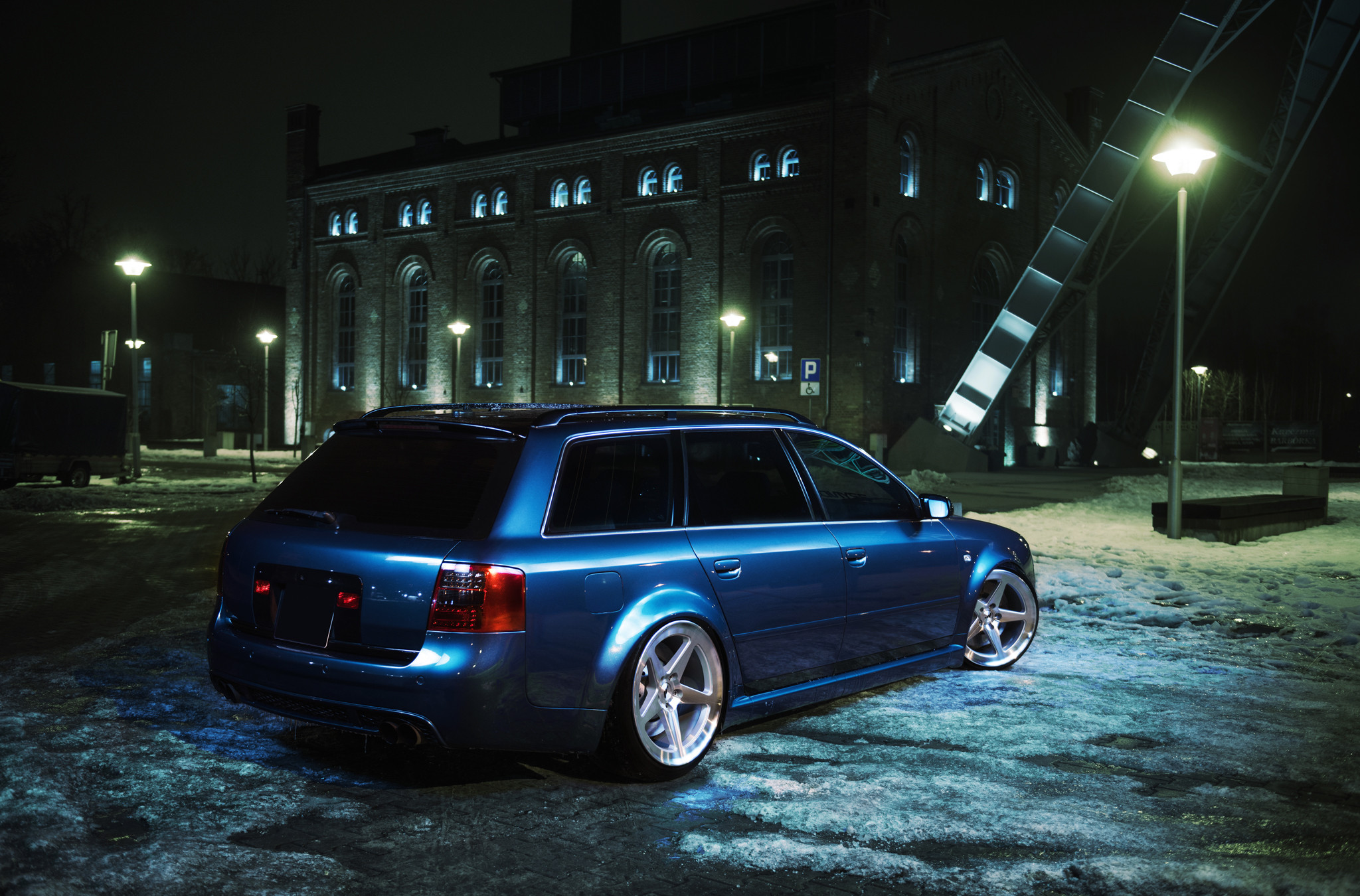 Custom Chrome JR Rims on Blue Audi S6 - Photo by JR Wheels