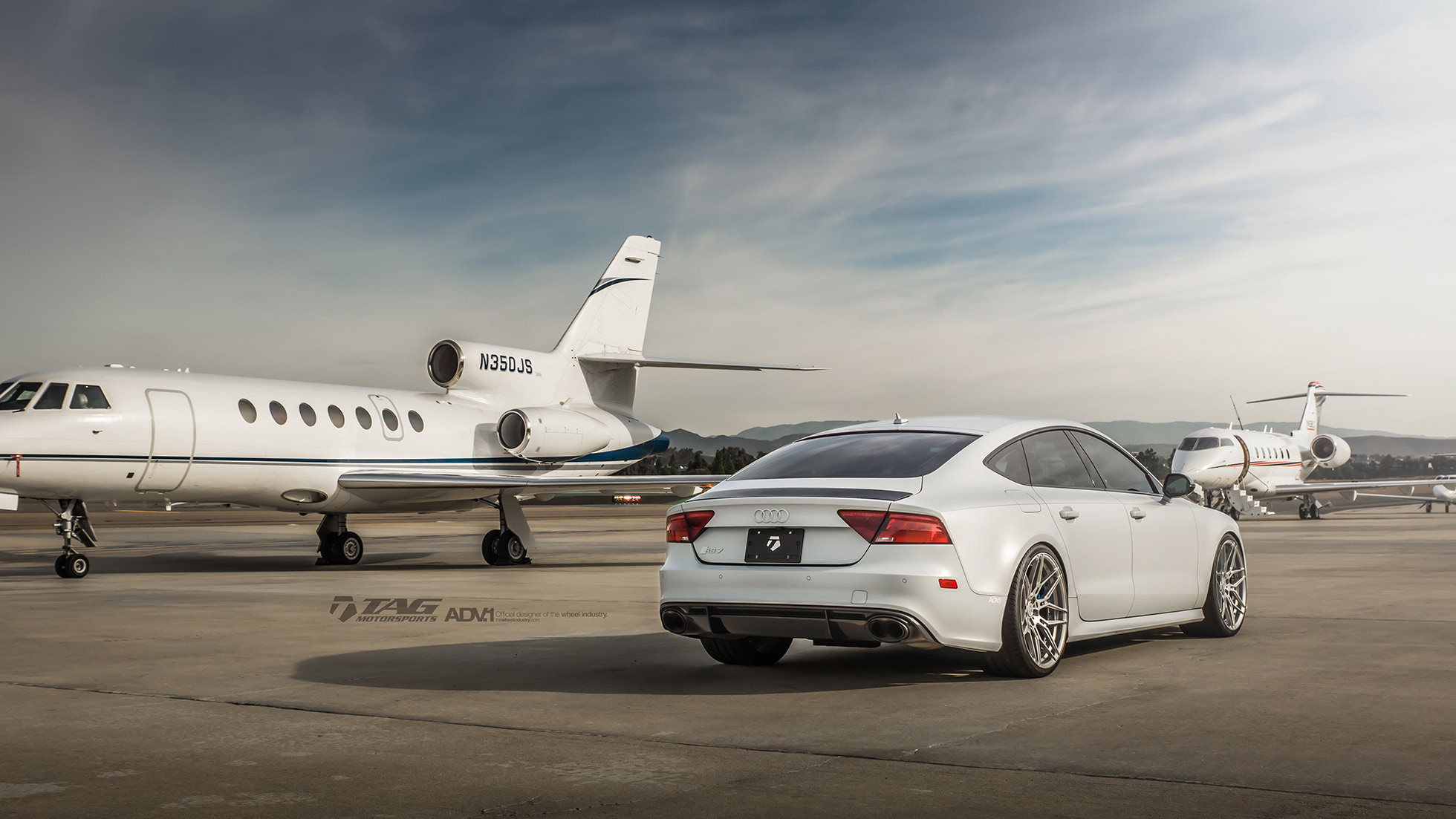 Rear Lip Spoiler on White Audi RS7 - Photo by ADV.1