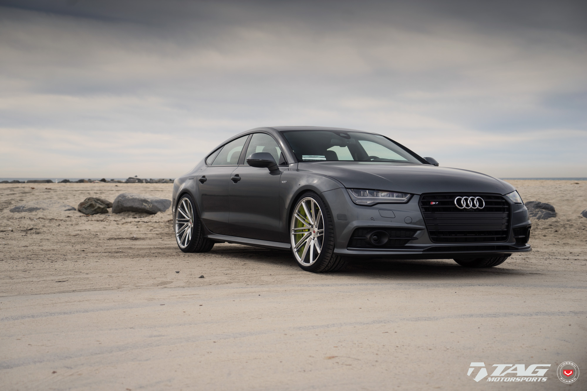 Custom Black Audi S7 V8T - Photo by Vossen