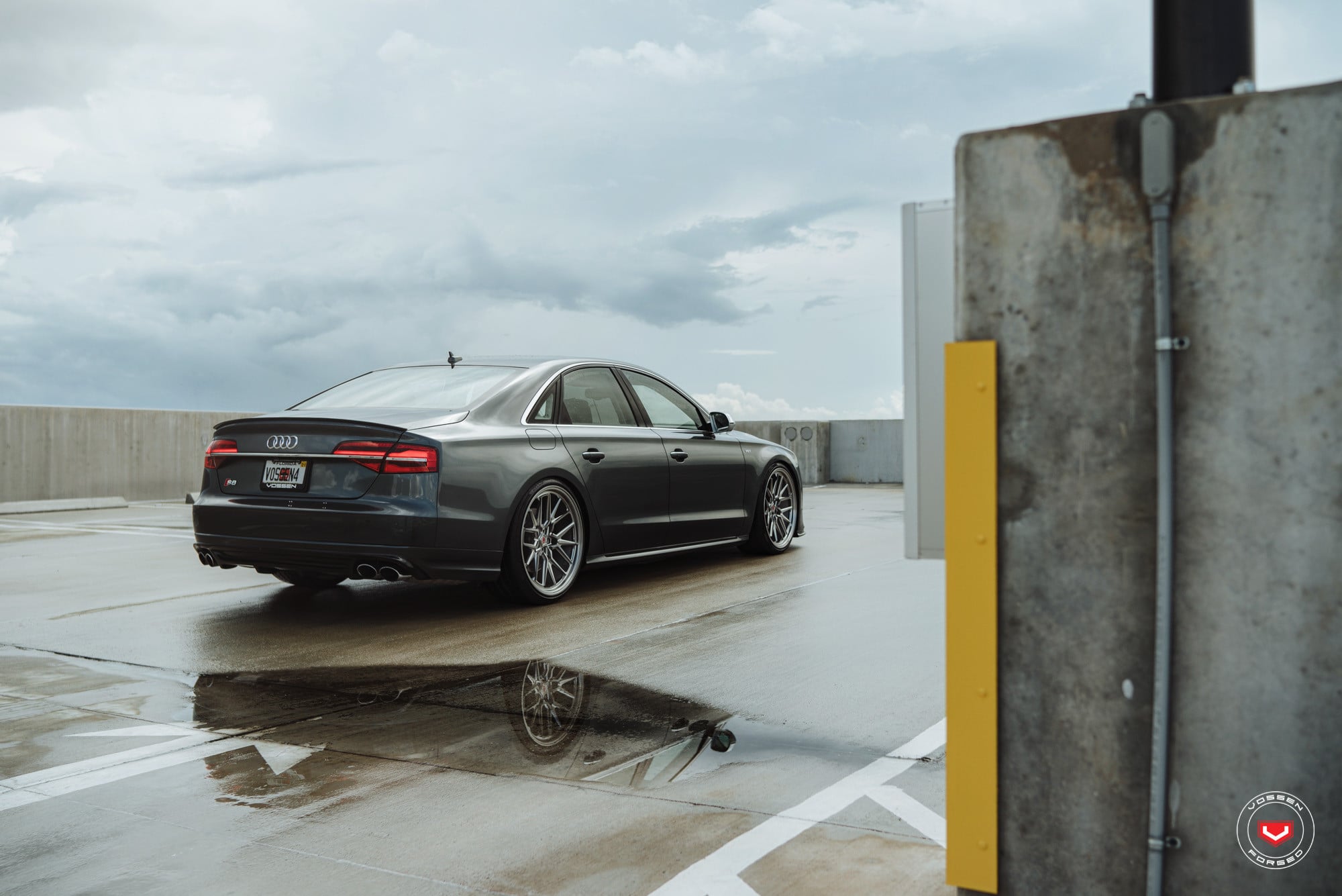 Rear Lip Spoiler on Black Audi S8 - Photo by Vossen