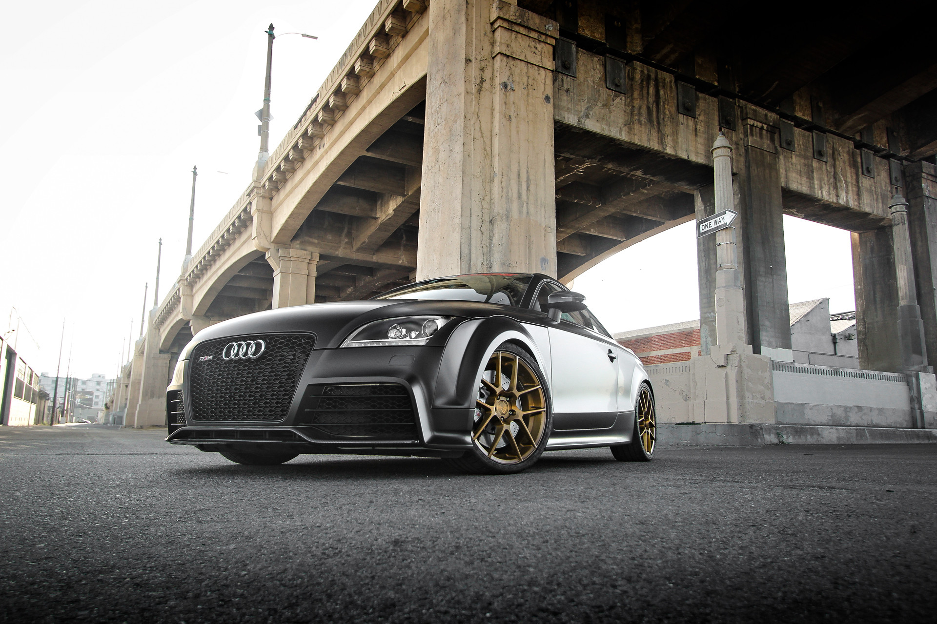 TT-S on Dark Gold Avant Garde M510 Wheels - Photo by Avant Garde