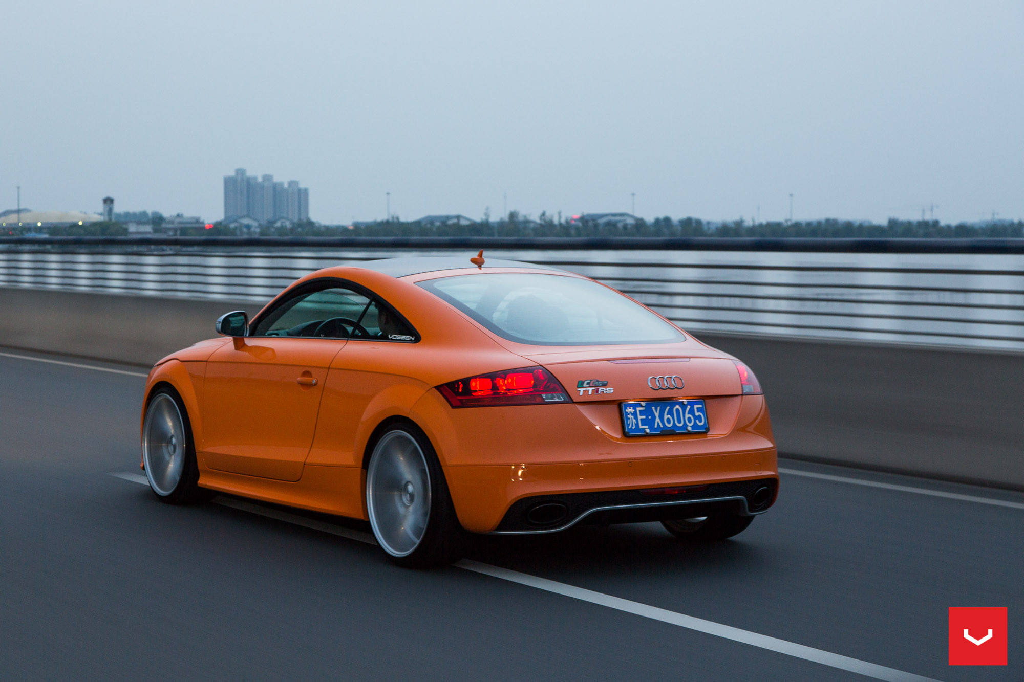 Audi TT-RS Rear Diffuser - Photo by Vossen