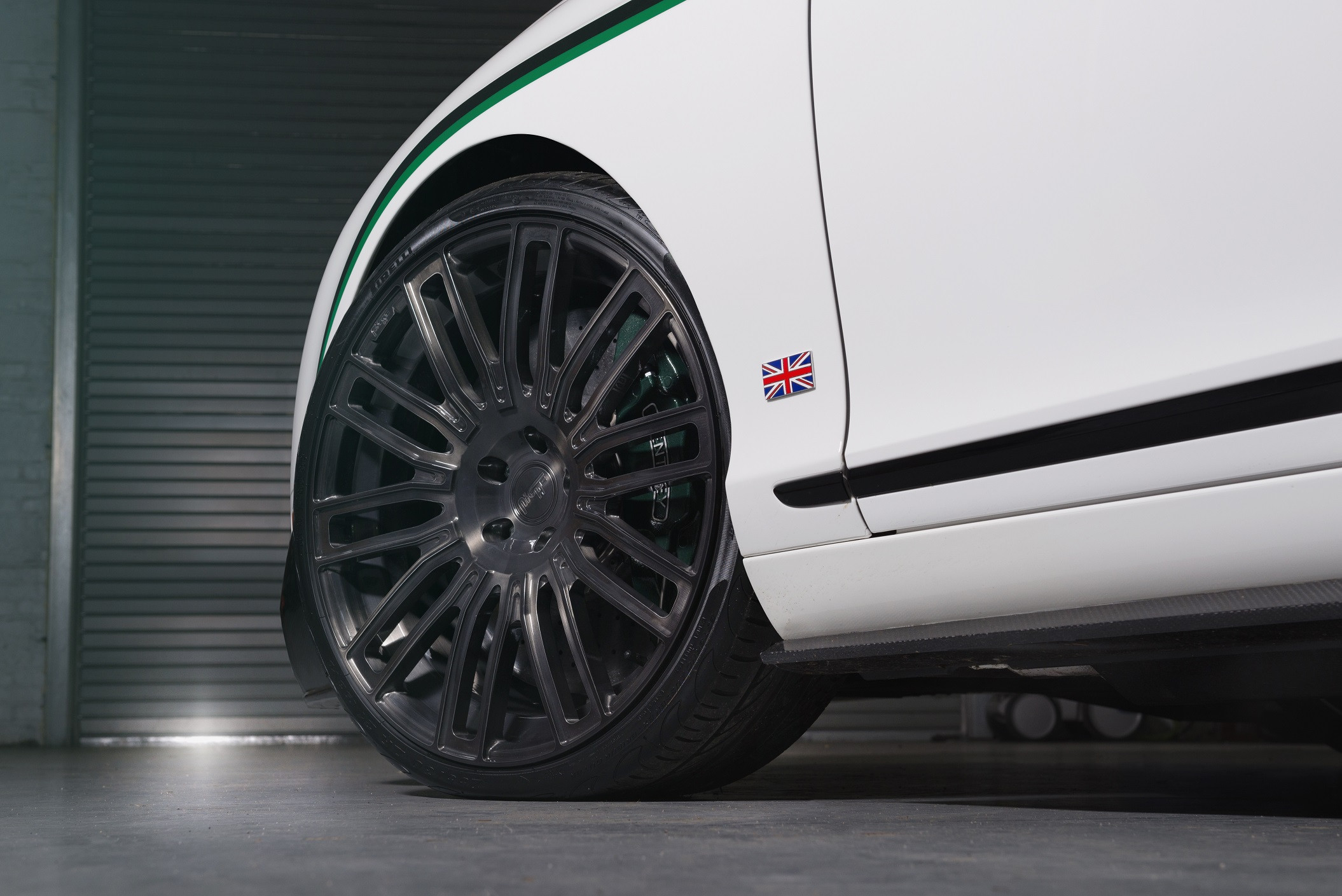 Brushed Candy Black Niche Rims on Bentley Continental - Photo by Niche