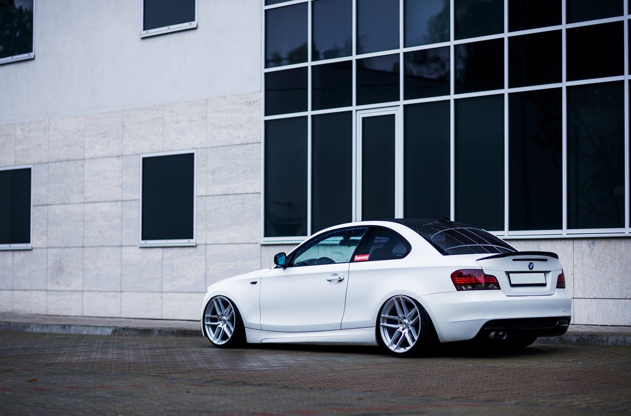 Custom Rear Lip Spoiler on White BMW 1-Series - Photo by JR Wheels