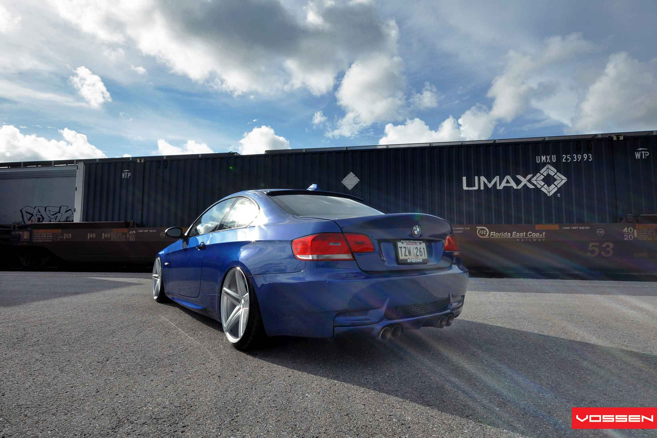 Blue BMW 3-Series with Rear Diffuser - Photo by Vossen