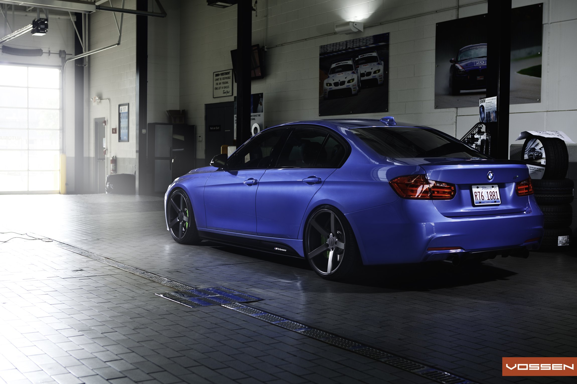 Сини 3. BMW f30 Blue. BMW 335i f30. BMW 335 f30. BMW f30 синяя тонированная.