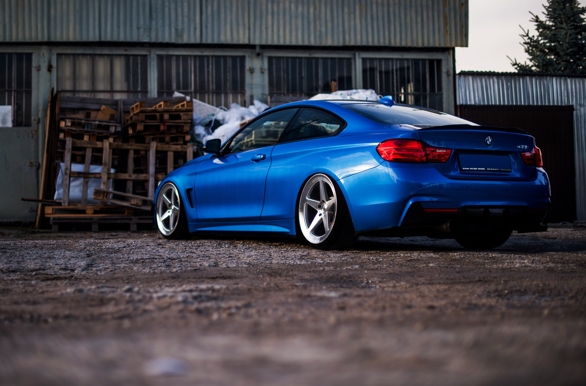 Aftermarket Rear Diffuser on Blue BMW 4-Series - Photo by JR Wheels