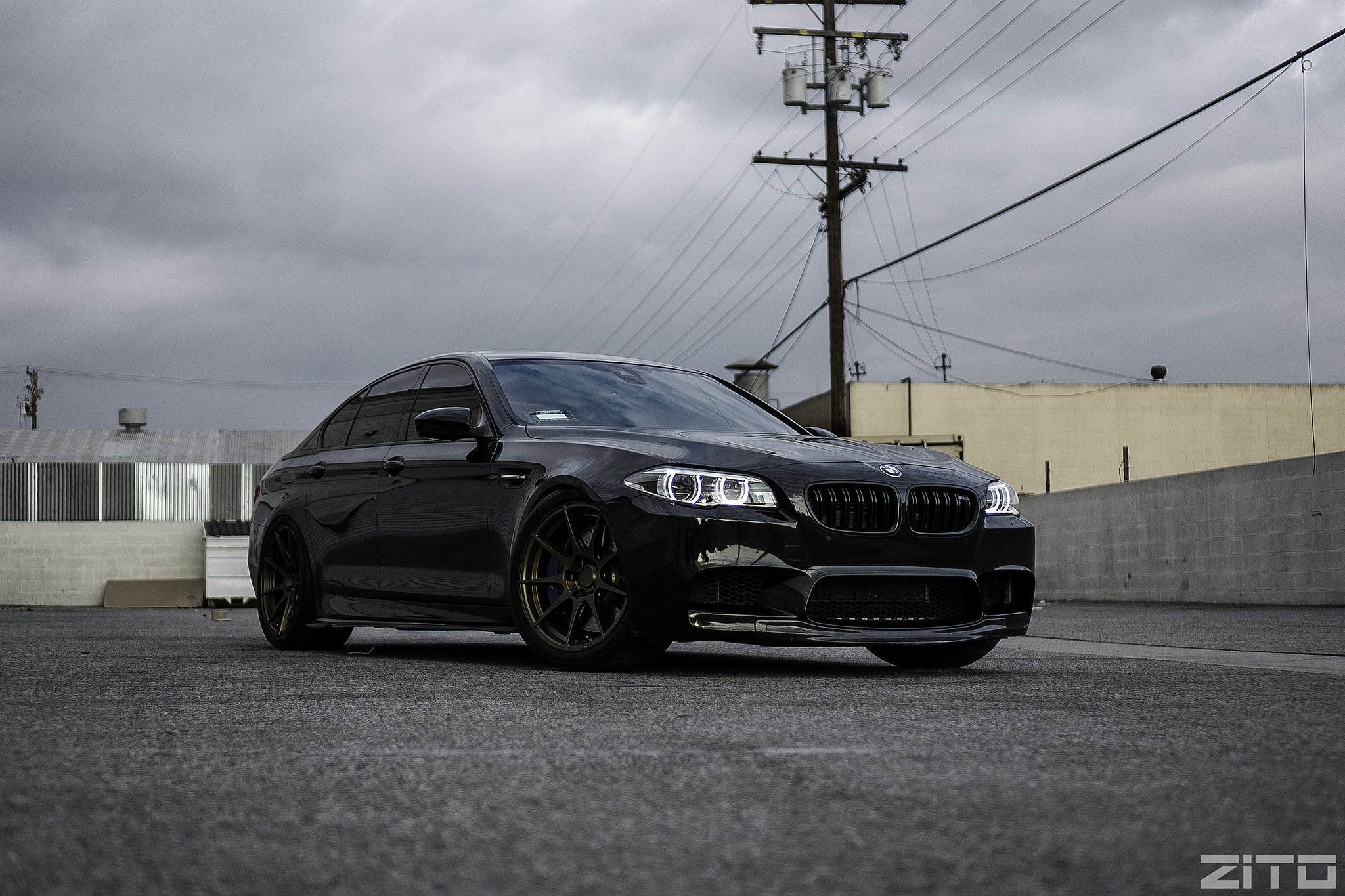 Black 5. BMW m5 Black. BMW 5 черная. BMW f10 m5 Black Burnout. BMW m5 тонированная.