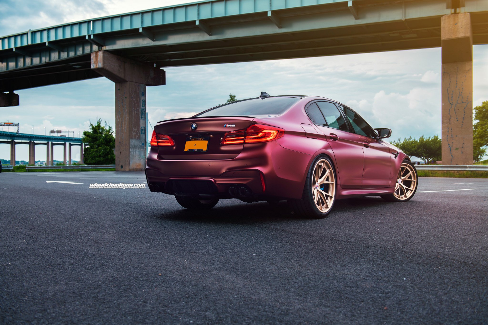 BMW m5 Gold Wheels