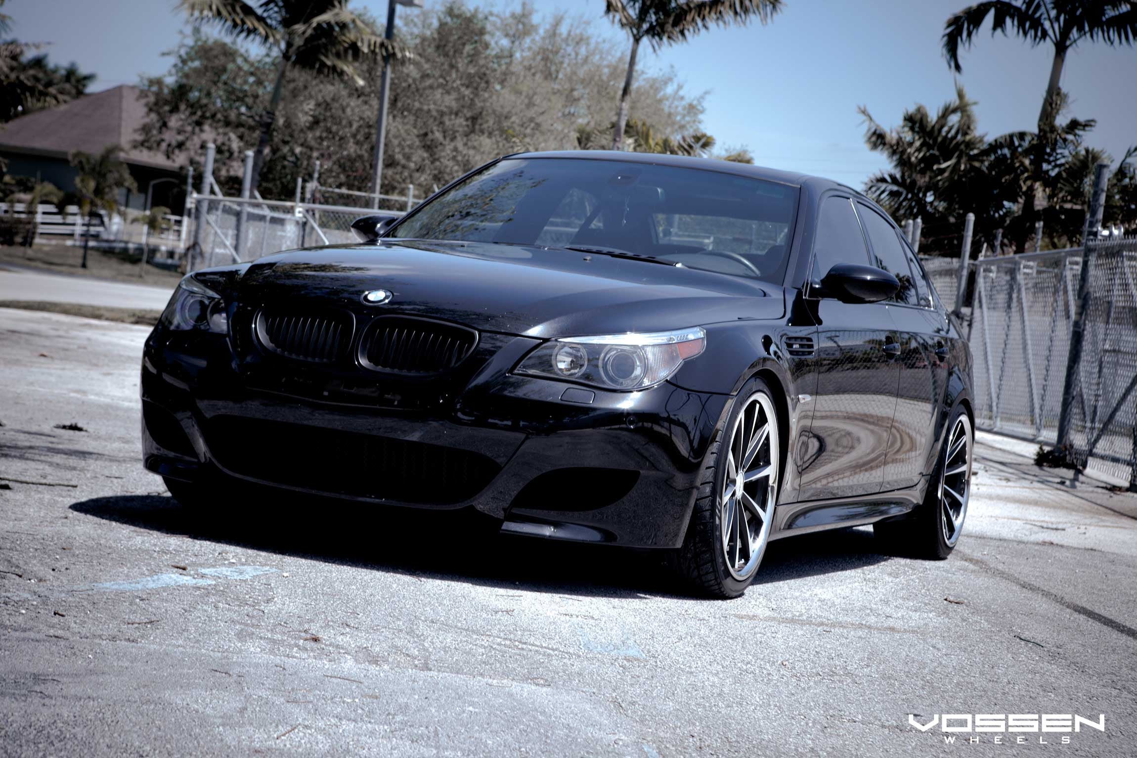Blacked Out Grille on Black BMW 5-Series - Photo by Vossen