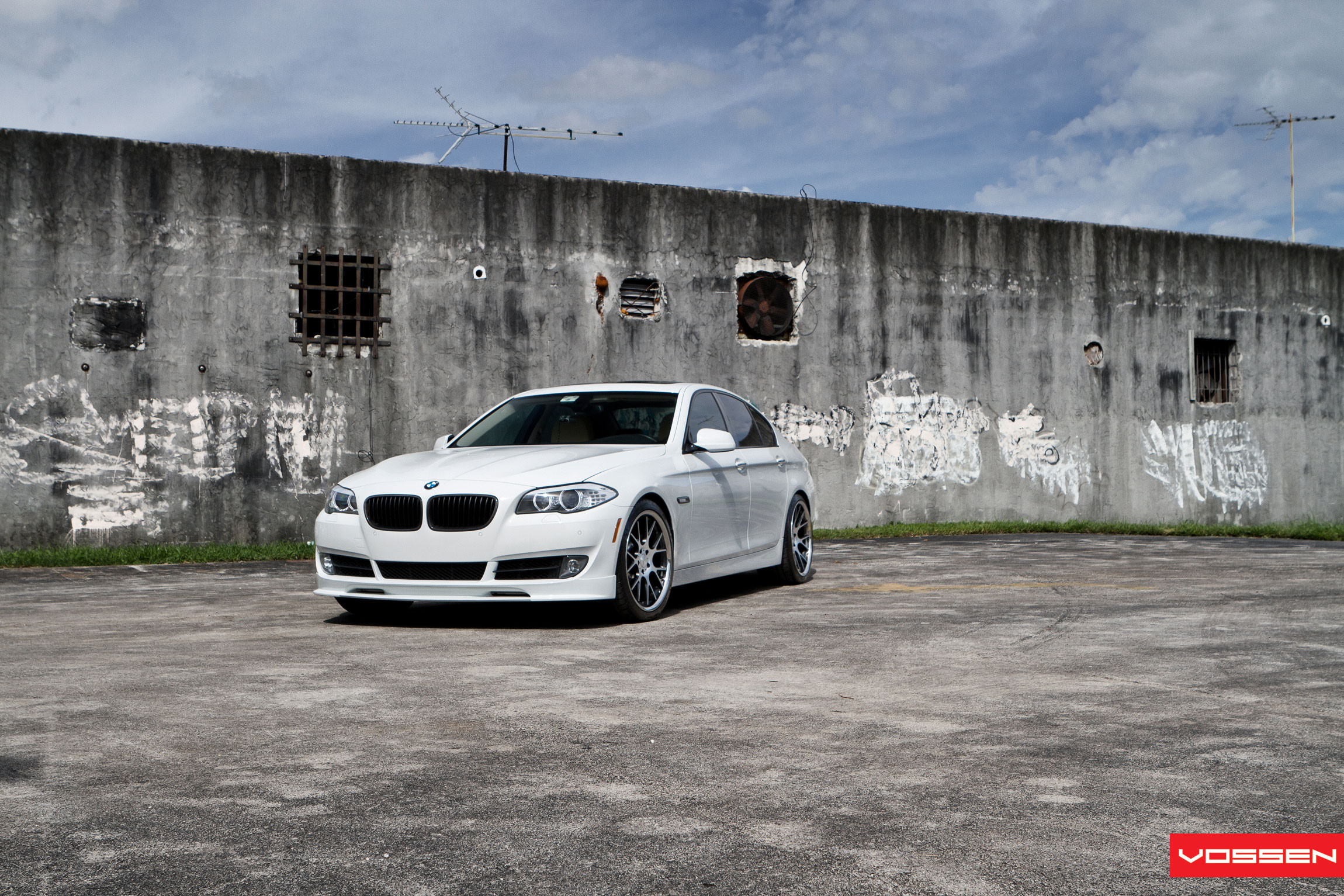 White BMW 5-Series with Front Lip Spoiler - Photo by Vossen