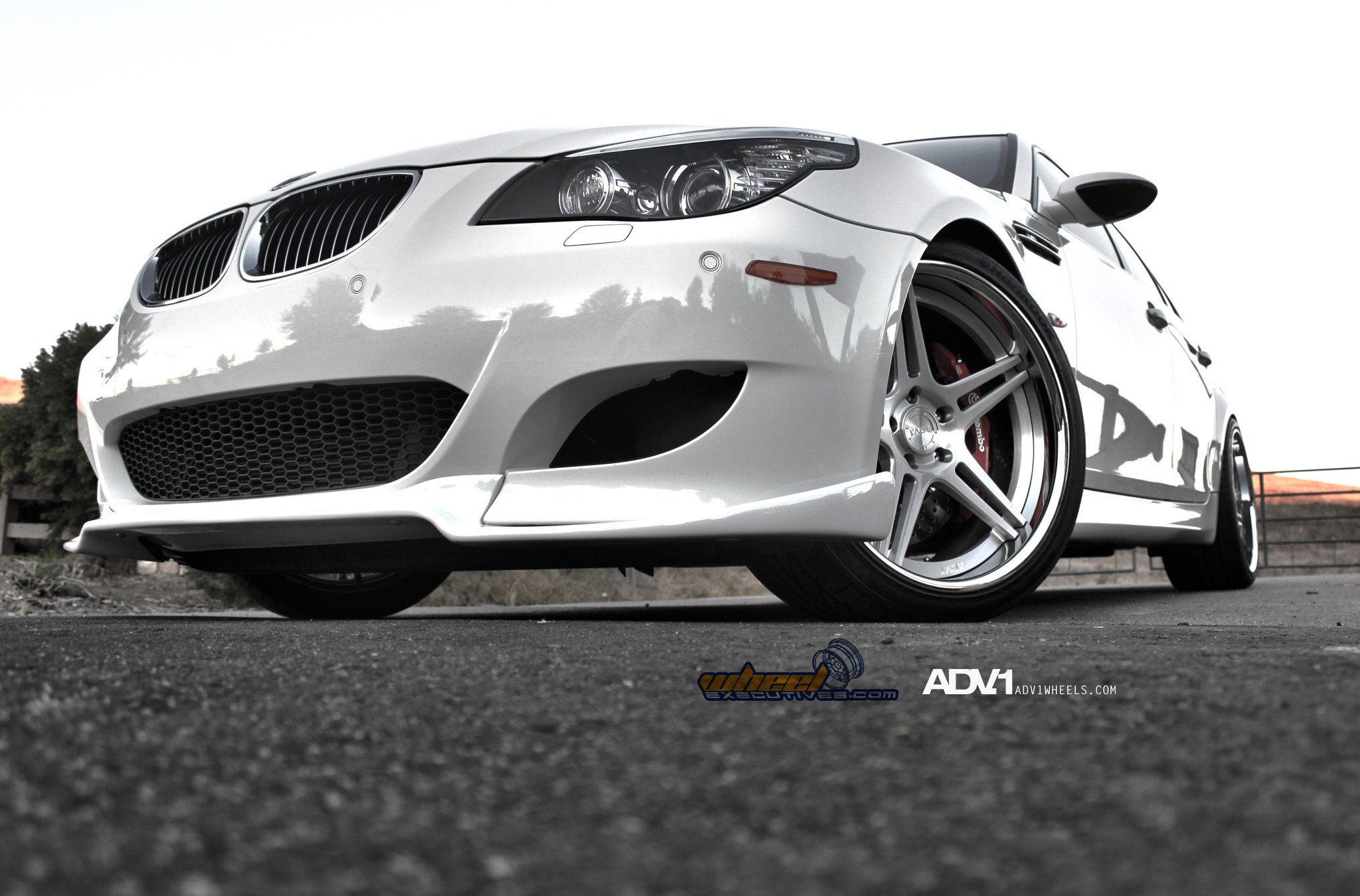 Custom Front Lip on White BMW M5 - Photo by ADV.1