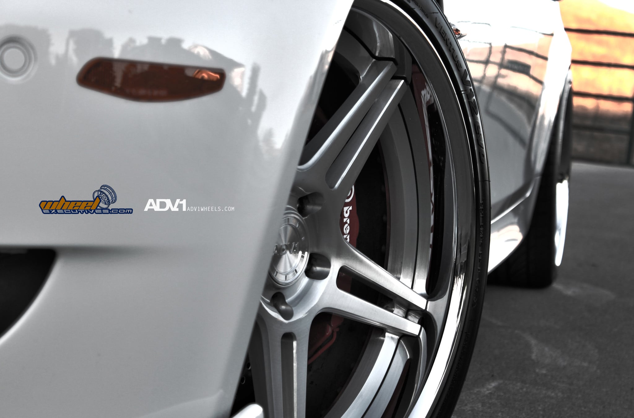 White BMW M5 with Brushed Silver ADV1 Wheels - Photo by ADV.1