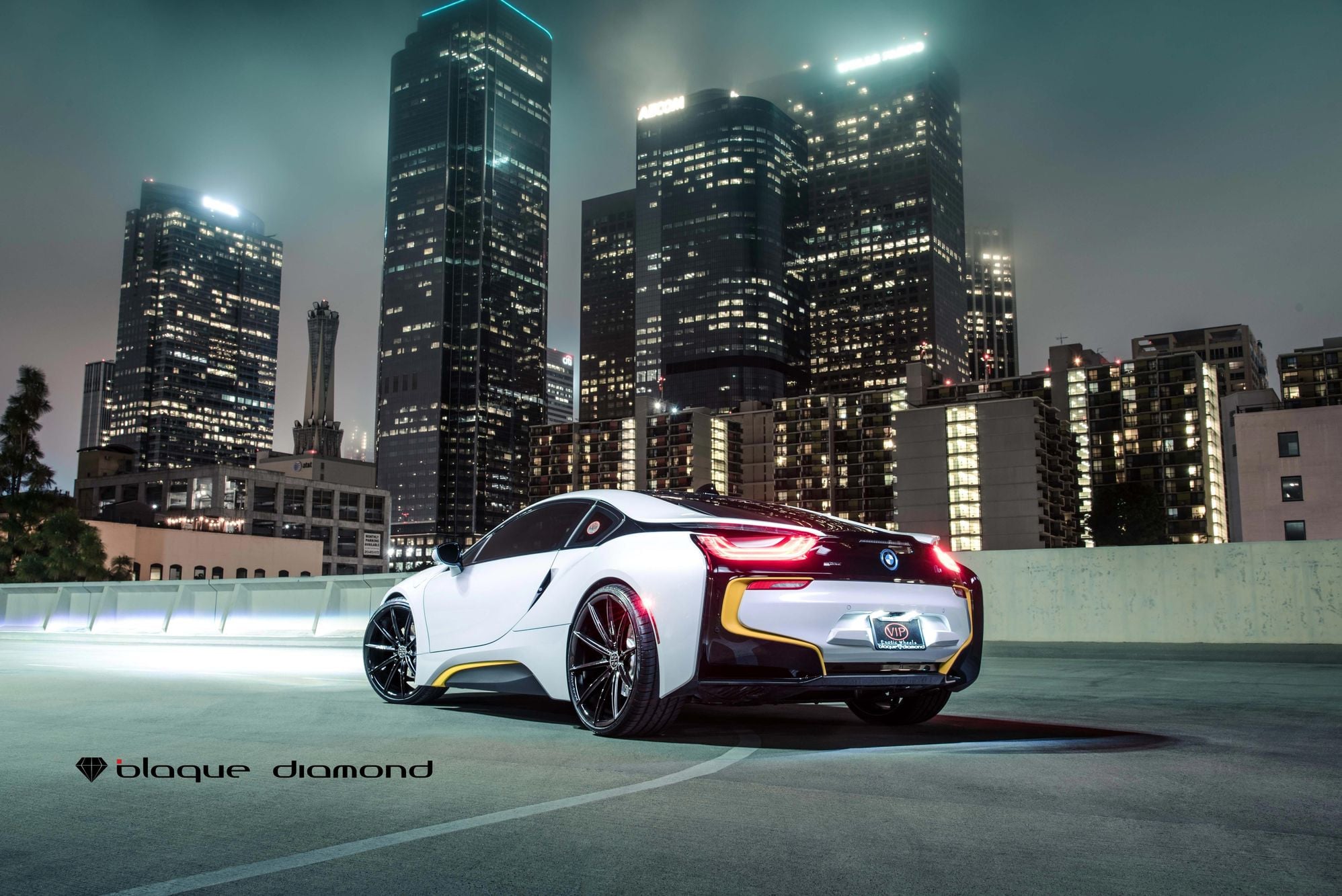 White BMW i8 with Gloss Black Blaque Diamond Rims - Photo by Blaque Diamond