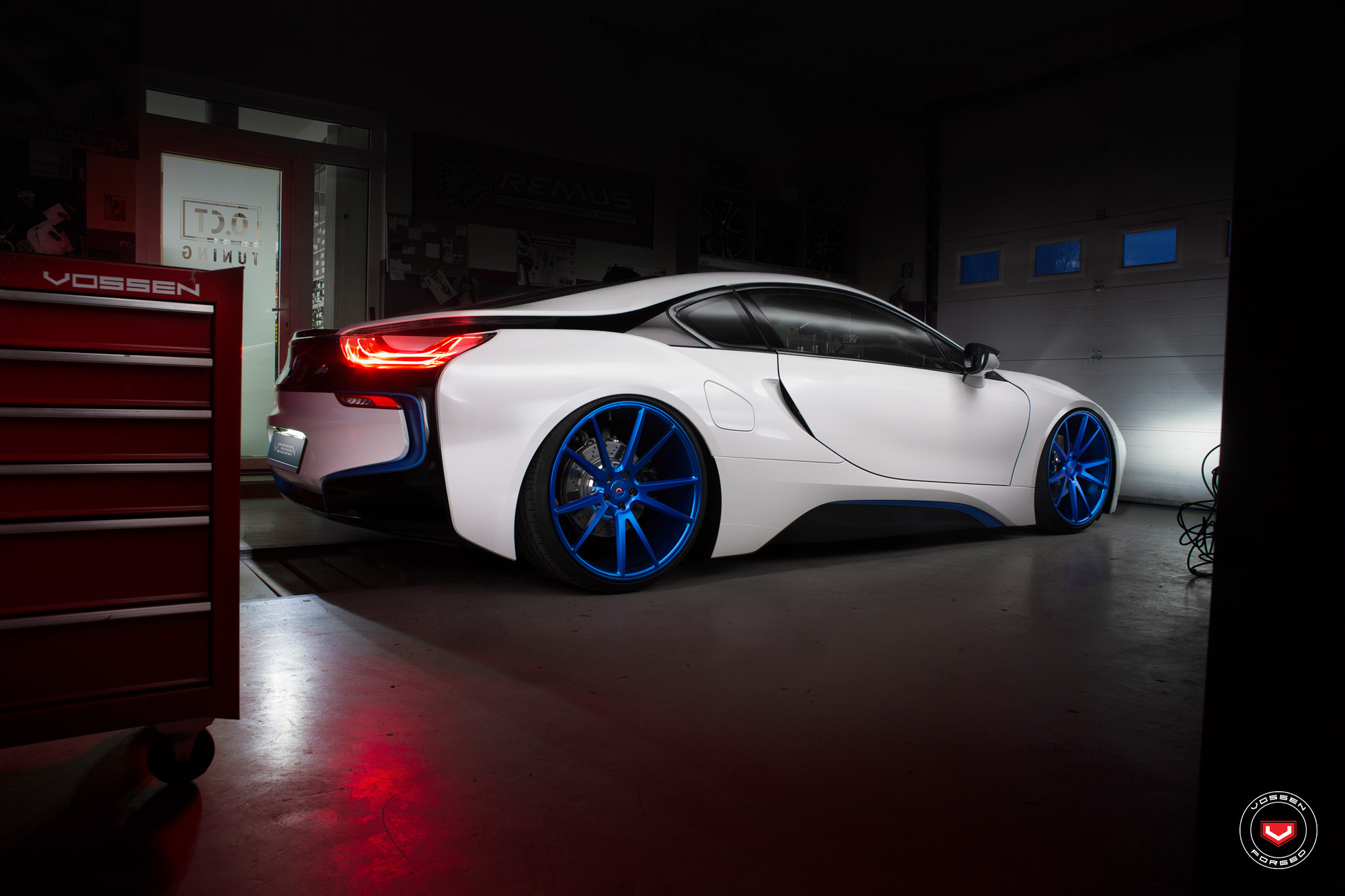 BMW i8 at Vossen Garage - Photo by Vossen