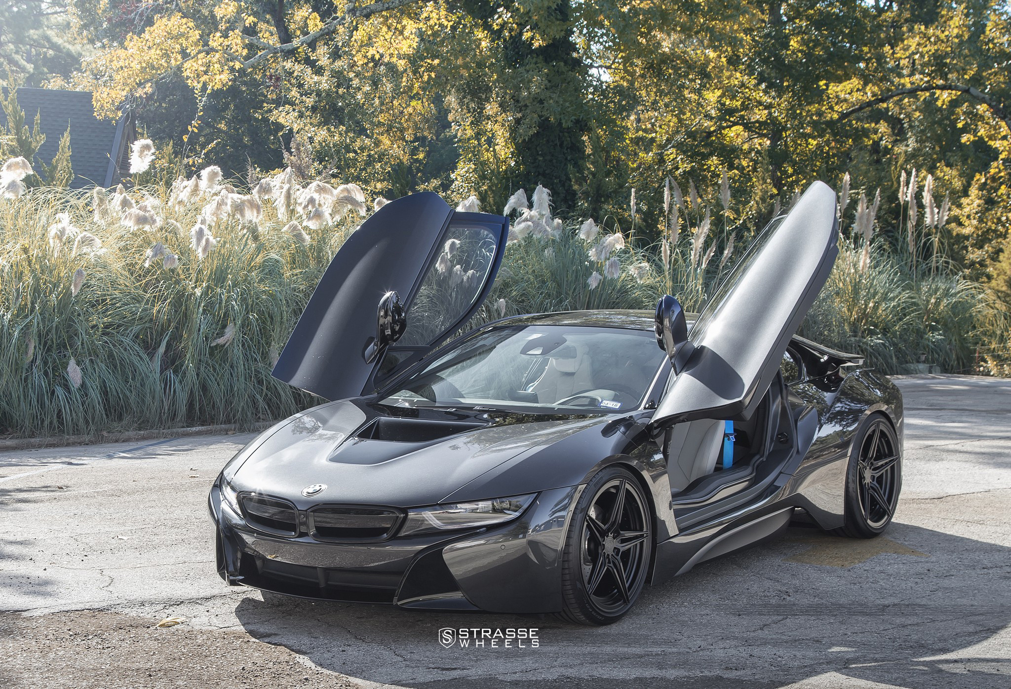 Black BMW i8 with Custom Hood - Photo by Strasse Forged