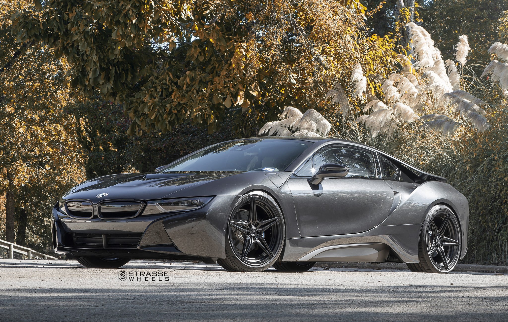 Dark Smoke Headlights on Black BMW i8 - Photo by Strasse Forged