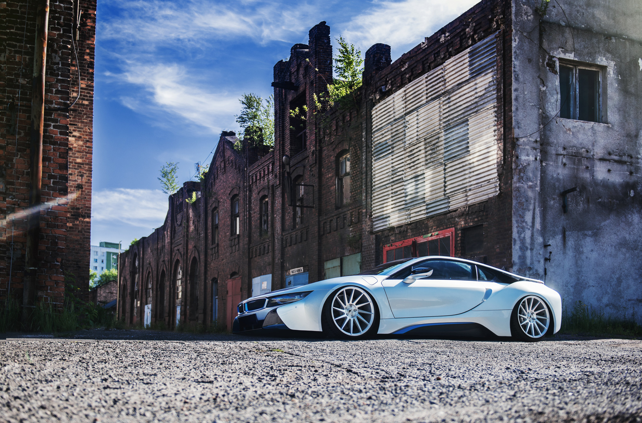 Silver Machined JR Wheels on White BMW i8 - Photo by JR Wheels