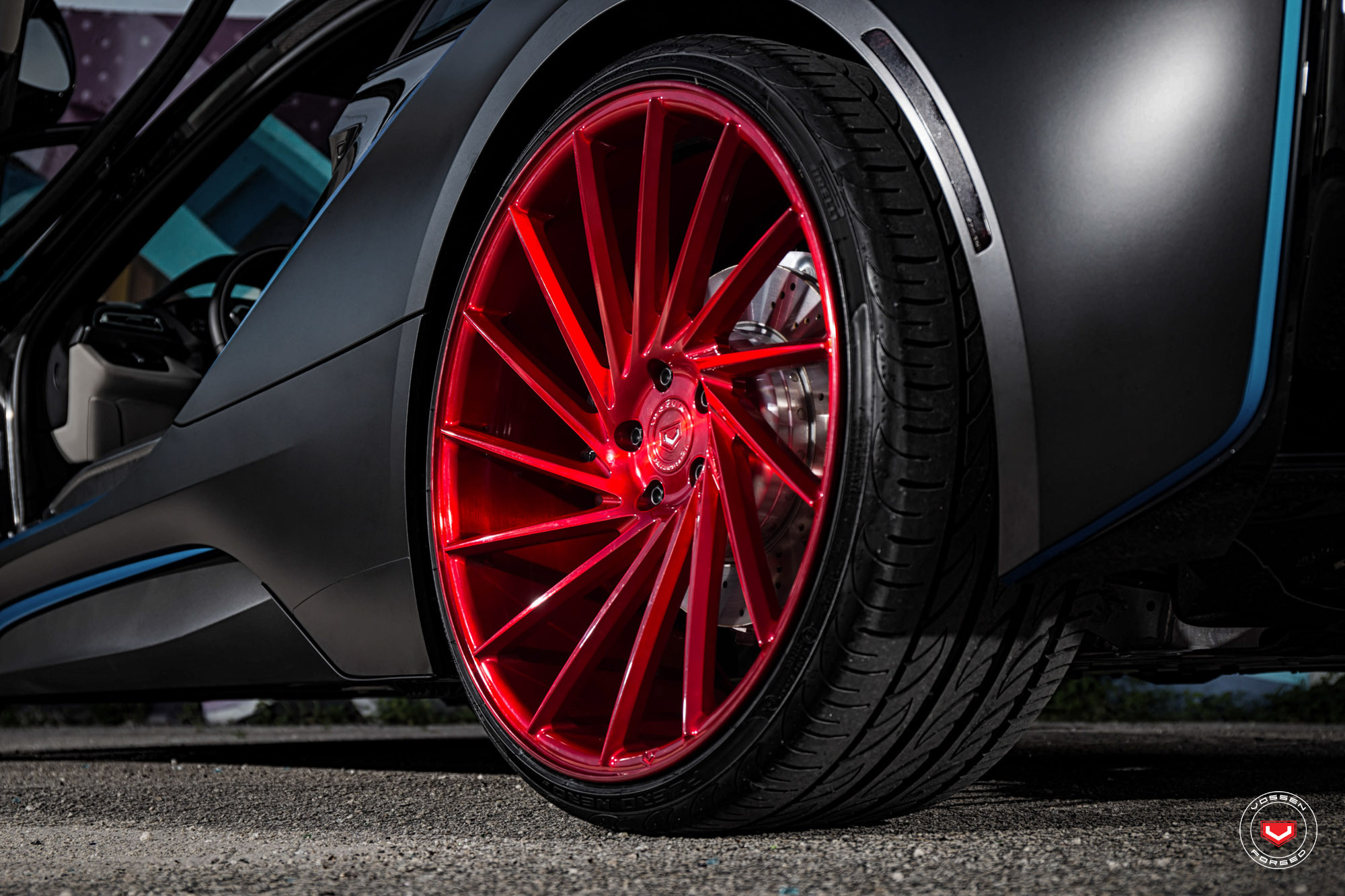 Candy Coated Vossen VPS 304 - Photo by Vossen