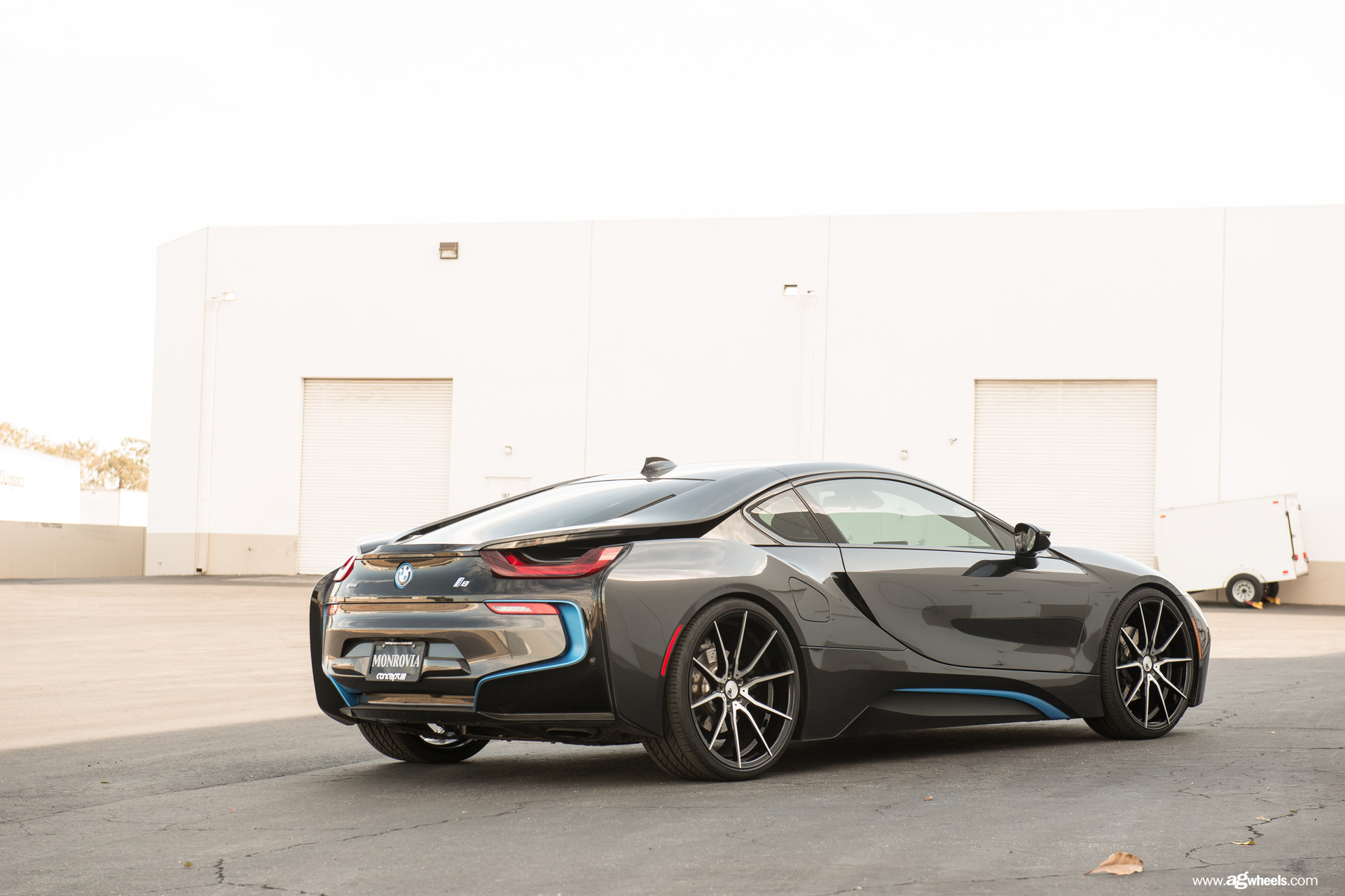 BMW i8 With Avant Garde M652 Rims - Photo by Avant Garde