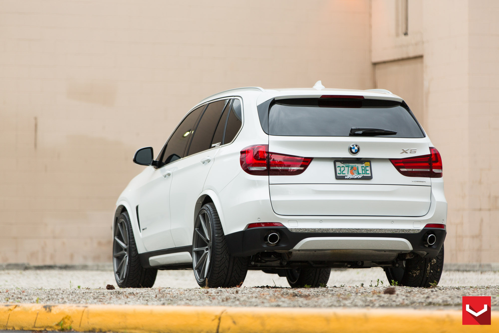 White BMW X5 with Aftermarket Rear Bumper Cover - Photo by Vossen