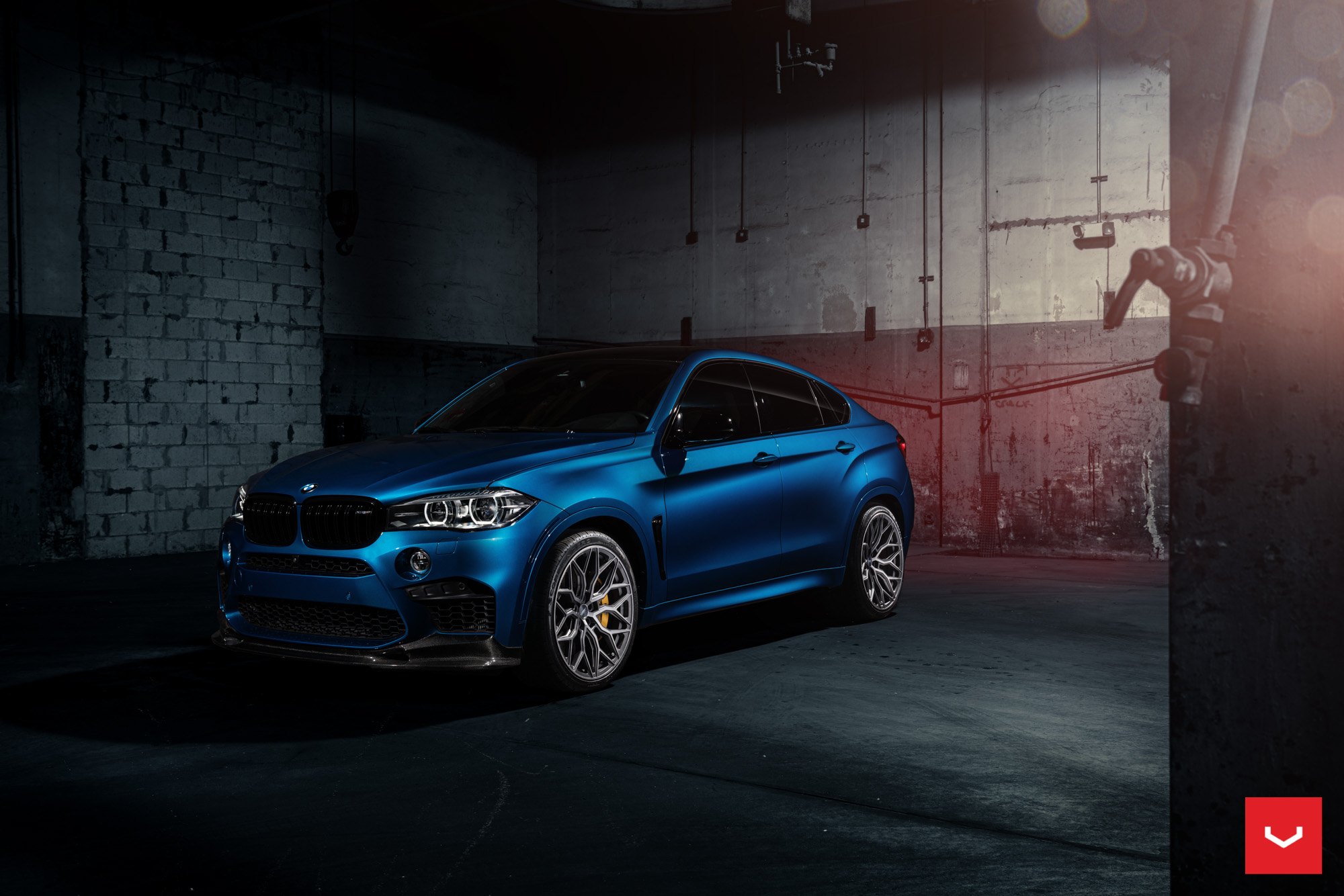 Синий x6. БМВ f86. БМВ x6m f86. BMW x6m f86 Blue. BMW x6 m 2017.