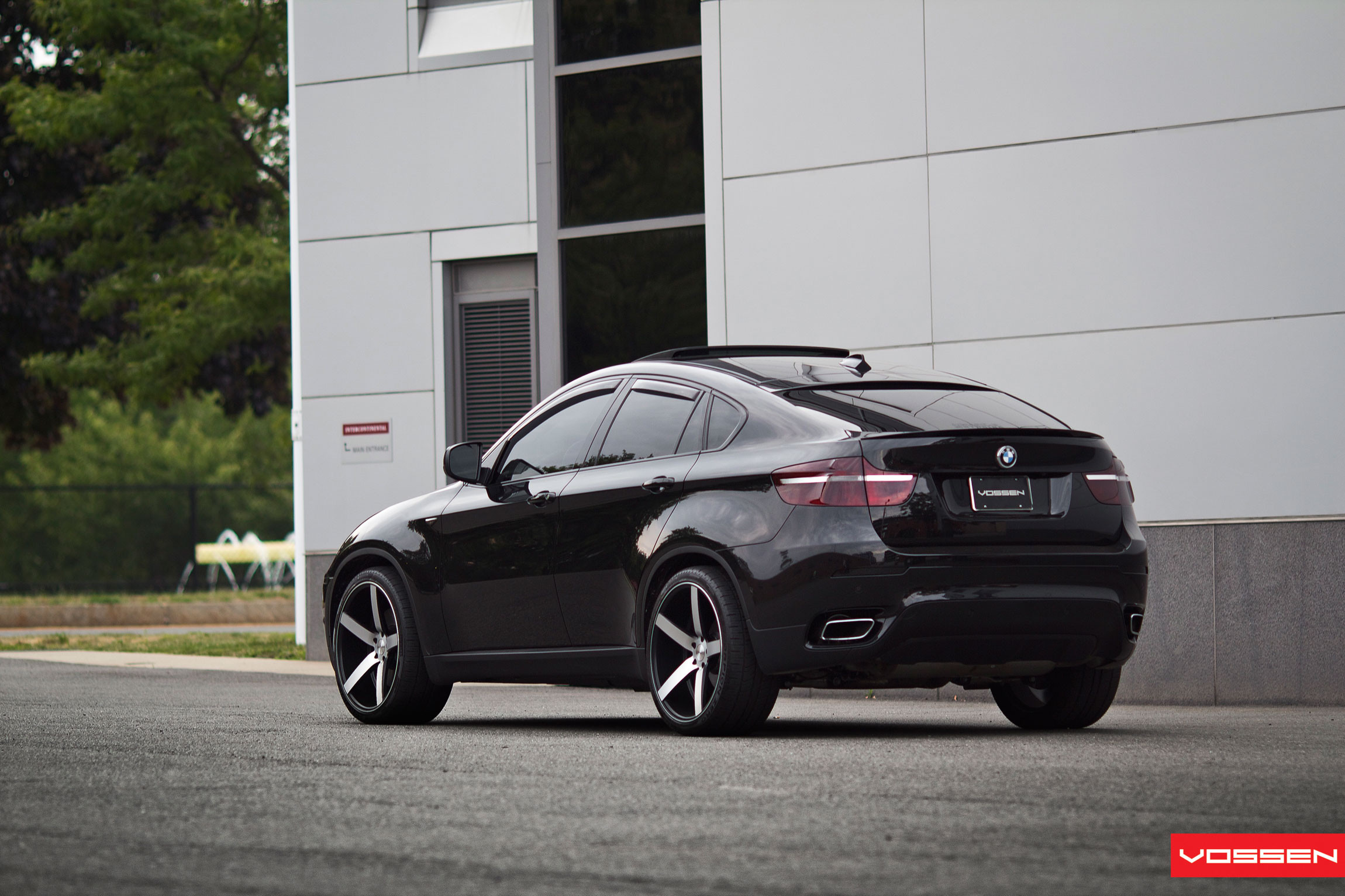 Black BMW X6 with Chrome CV3R Vossen Rims - Photo by Vossen