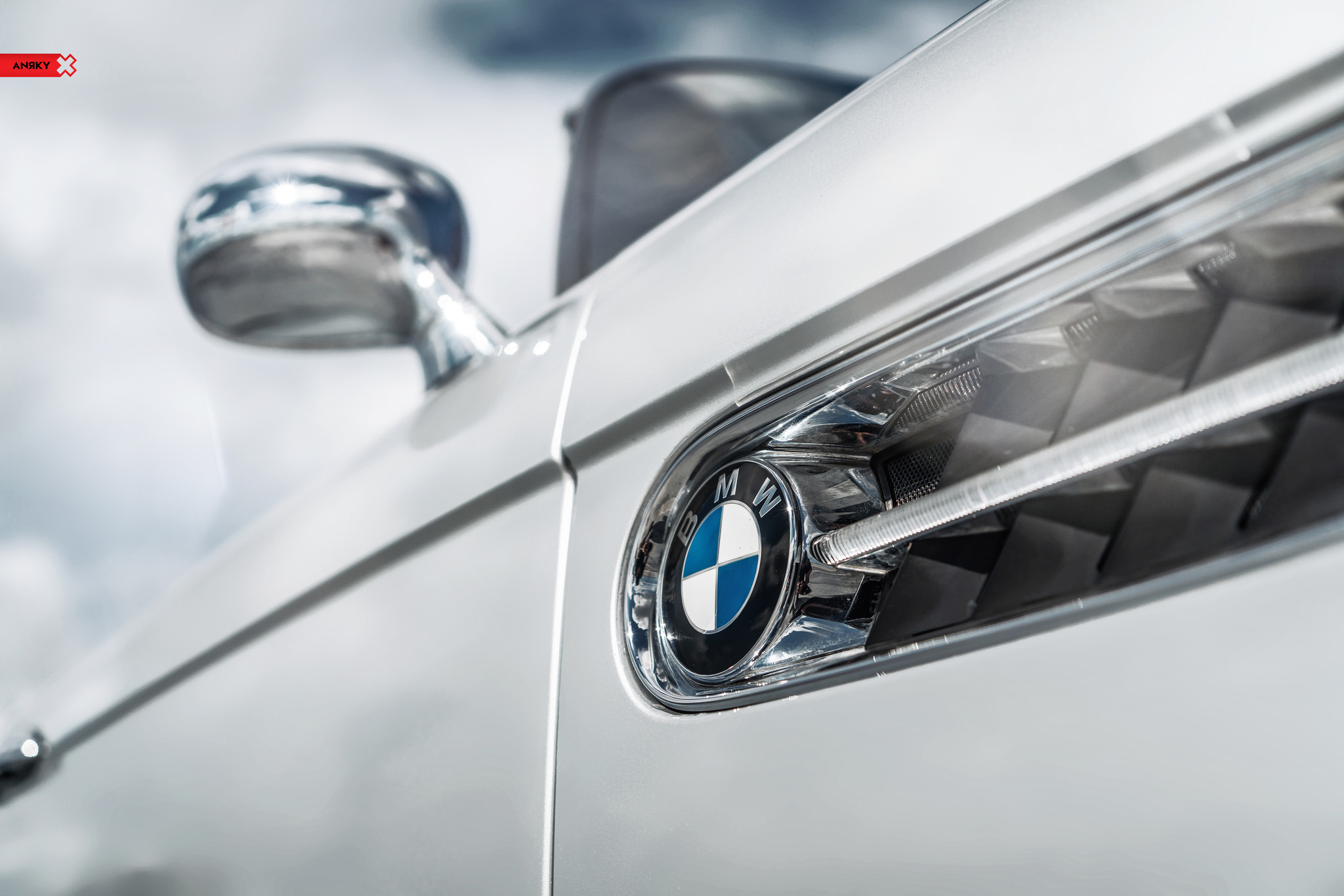 Custom Silver Convertible BMW Z8 Side Vents - Photo by ANRKY Wheels