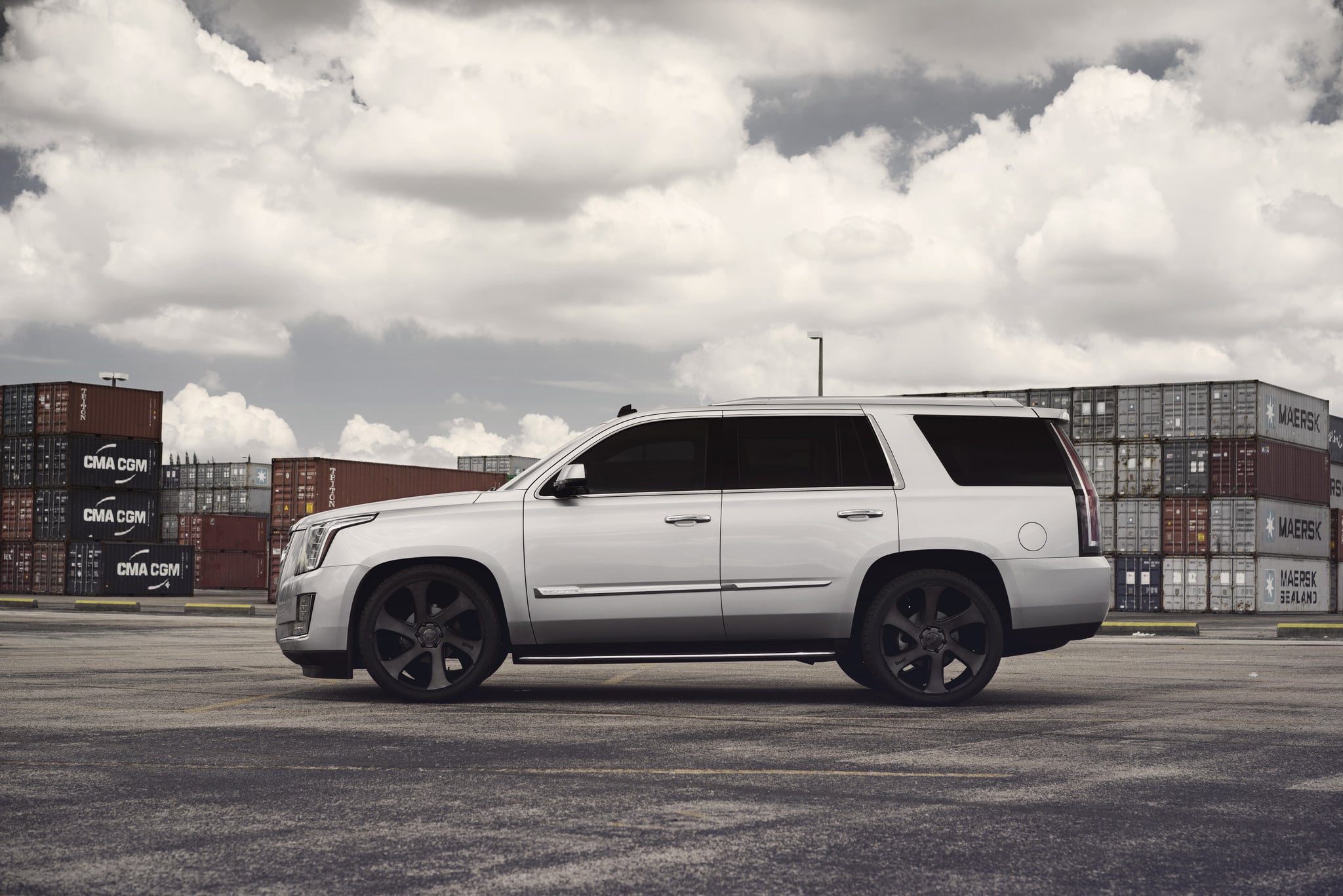 Lifted Cadillac Escalade on 24 Inch DUB Rims - Photo by DUB