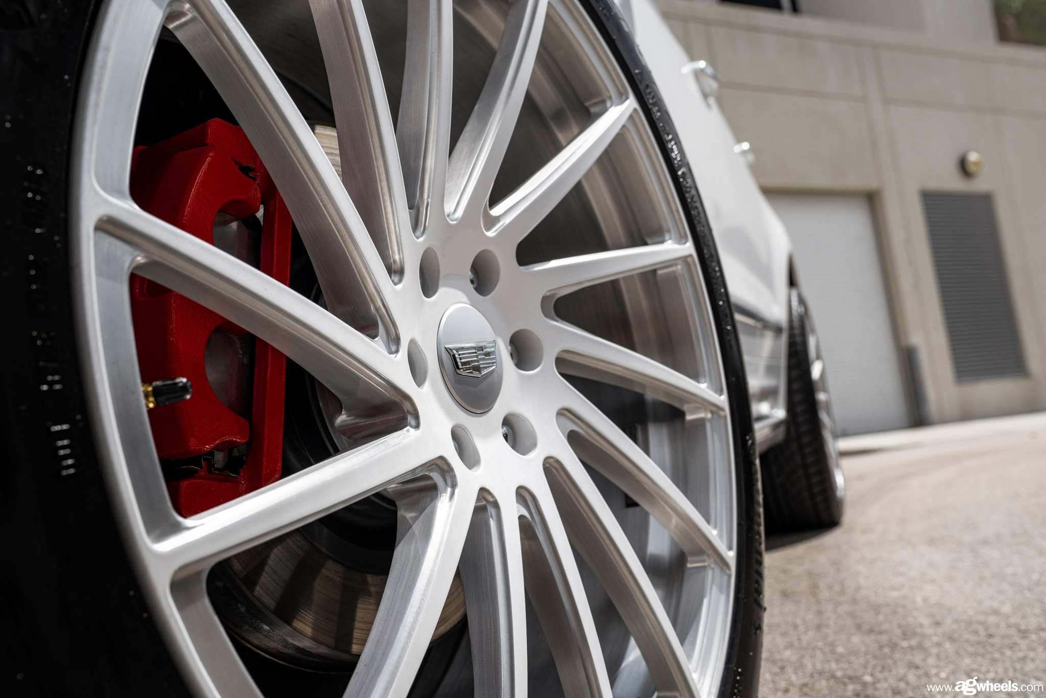 Avant Garde AGF321 Rims on White Cadillac XT5 - Photo by Avant Garde Wheels