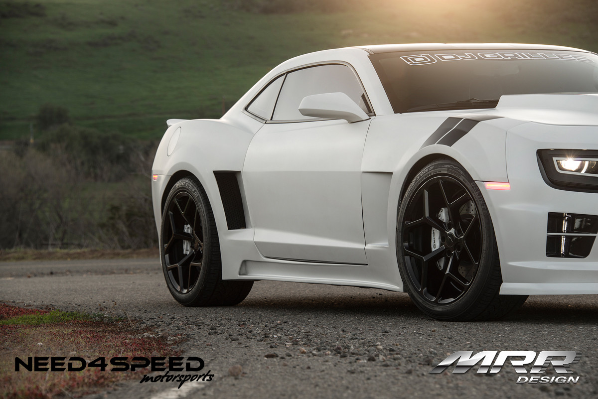 Chevy Camaro With Rear Widebody Fenders - Photo by MRR