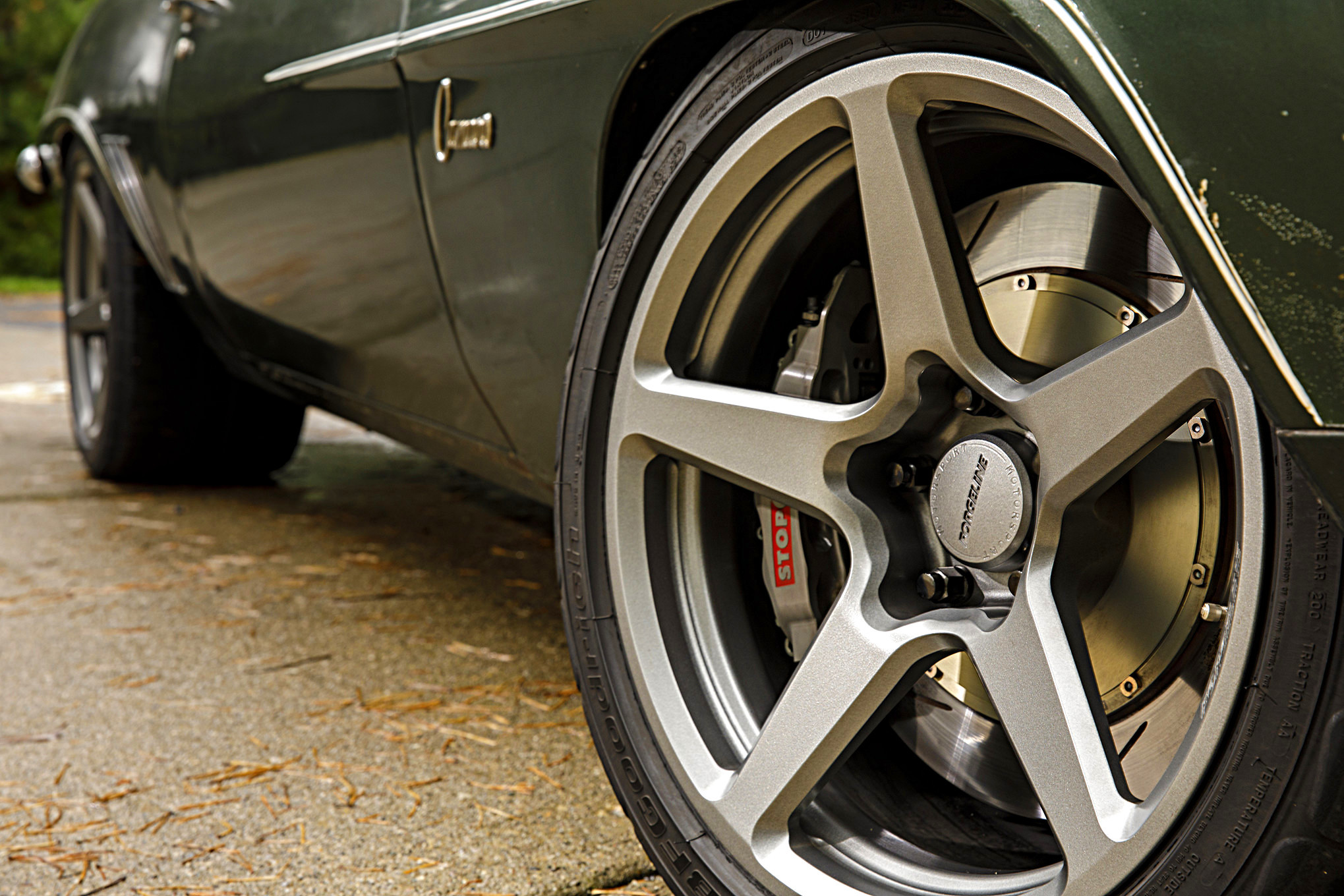 Gray Chevy Camaro 307 with Gunmetal Forgeline Wheels - Photo by Robert McGaffin