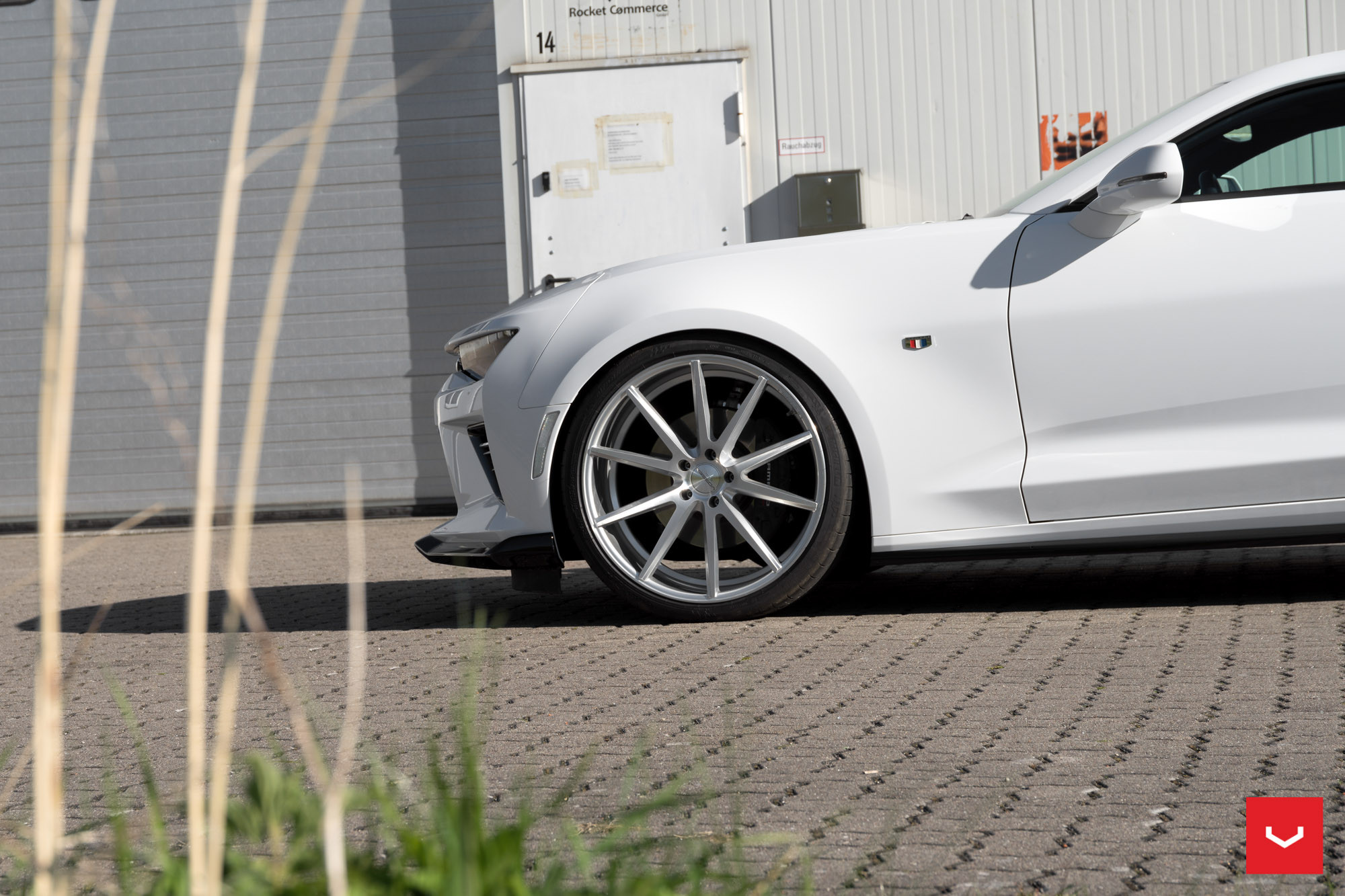 Custom Front Lip on White Chevy Camaro - Photo by Vossen