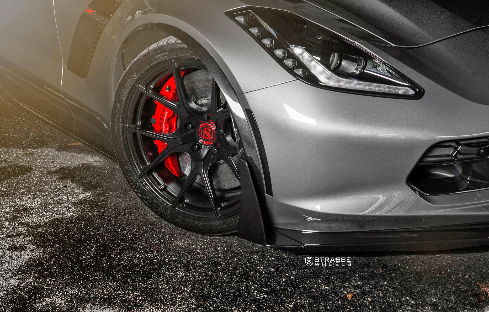 Aftermarket Front Lip on Gray Chevy Corvette Z06 - Photo by Strasse Wheels