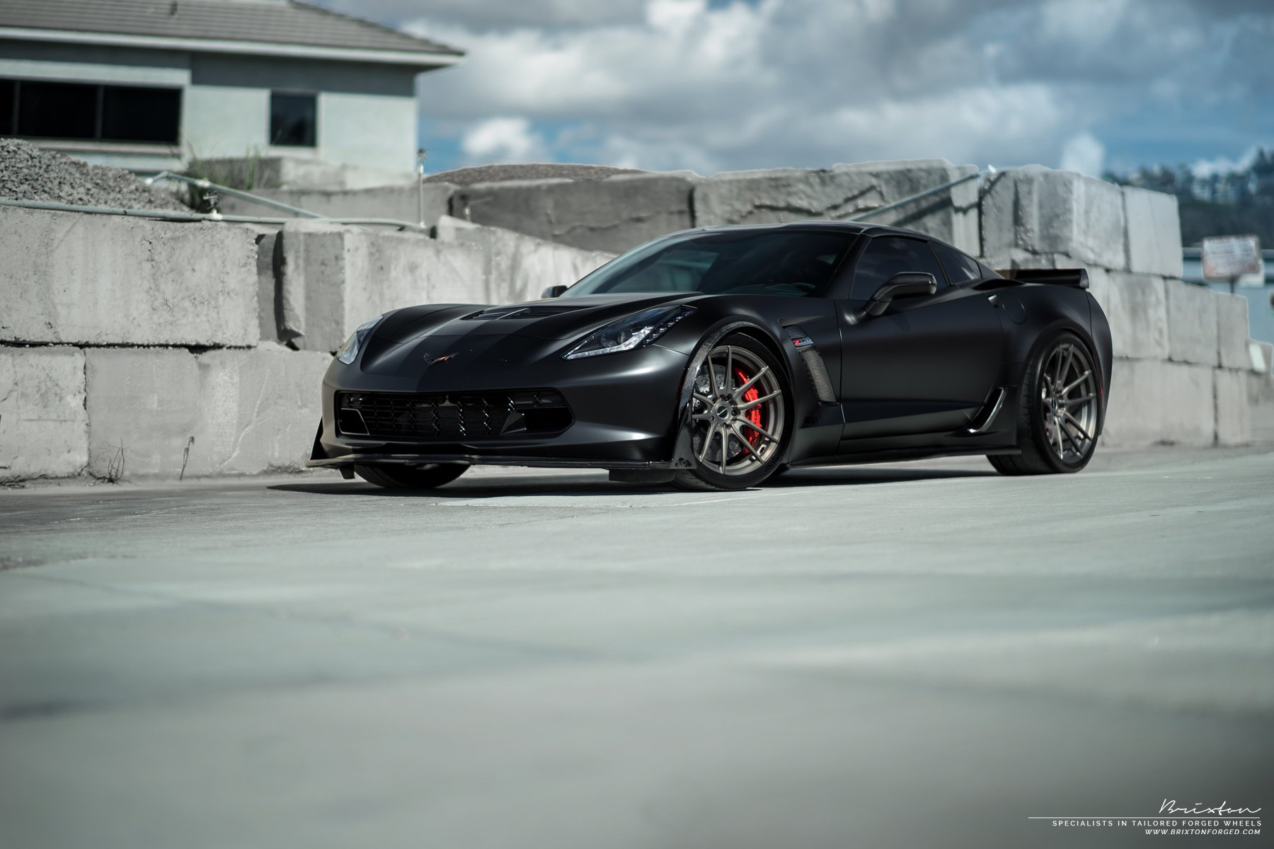 C черный. Corvette z06 c7 черный. Corvette c7 Black Tuning. Chevrolet Corvette c7 колесо. Corvette c8 черный тюнинг.