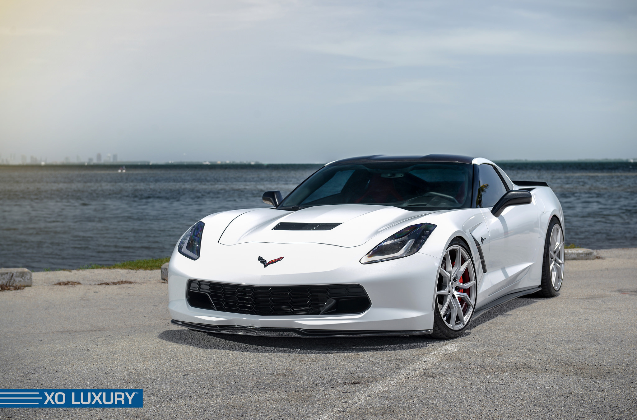 Matte Silver XO Verona Wheels on Chevy Covette C7 - Photo by XO Luxury